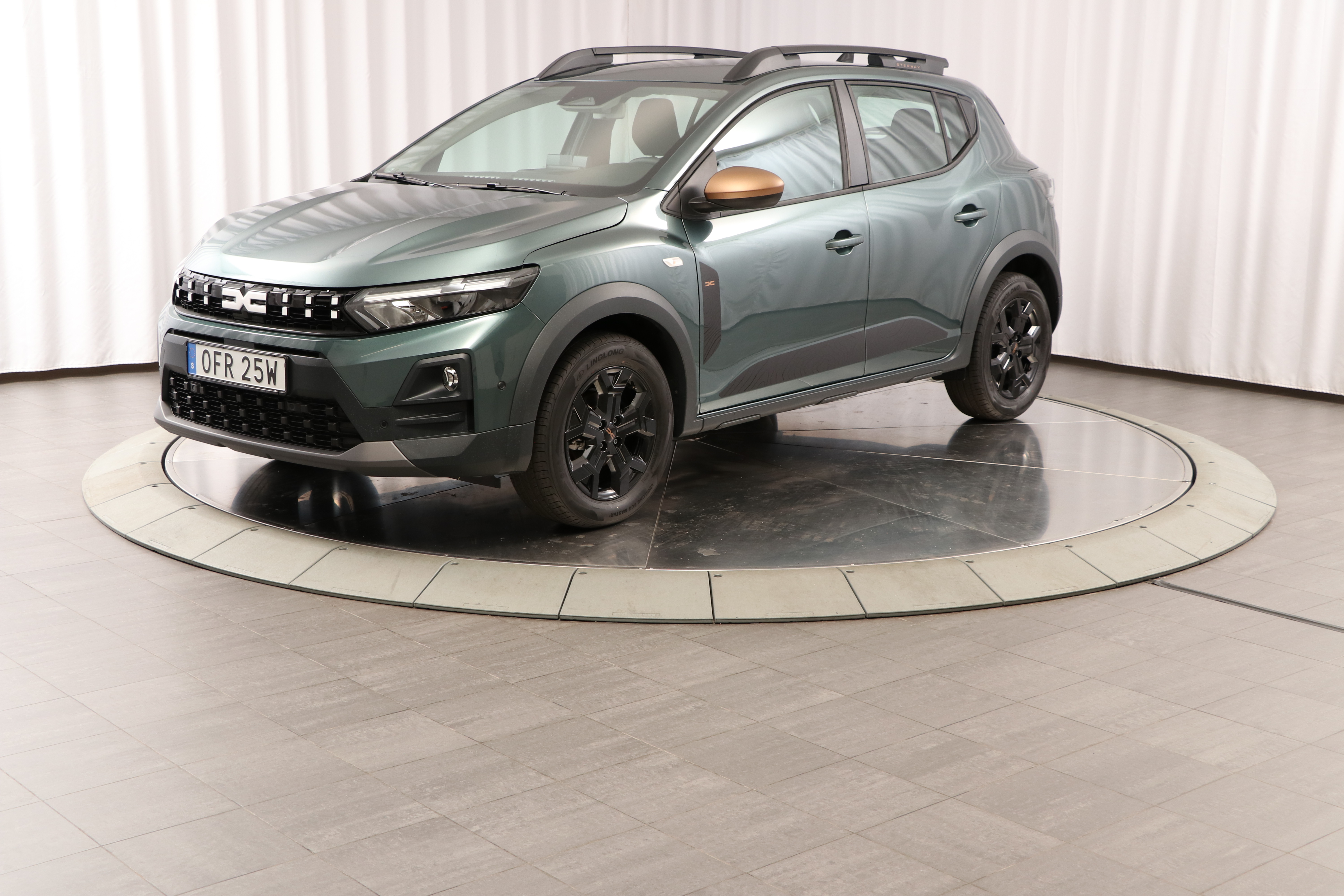 Sandero III TCe 110 Stepway Extreme image