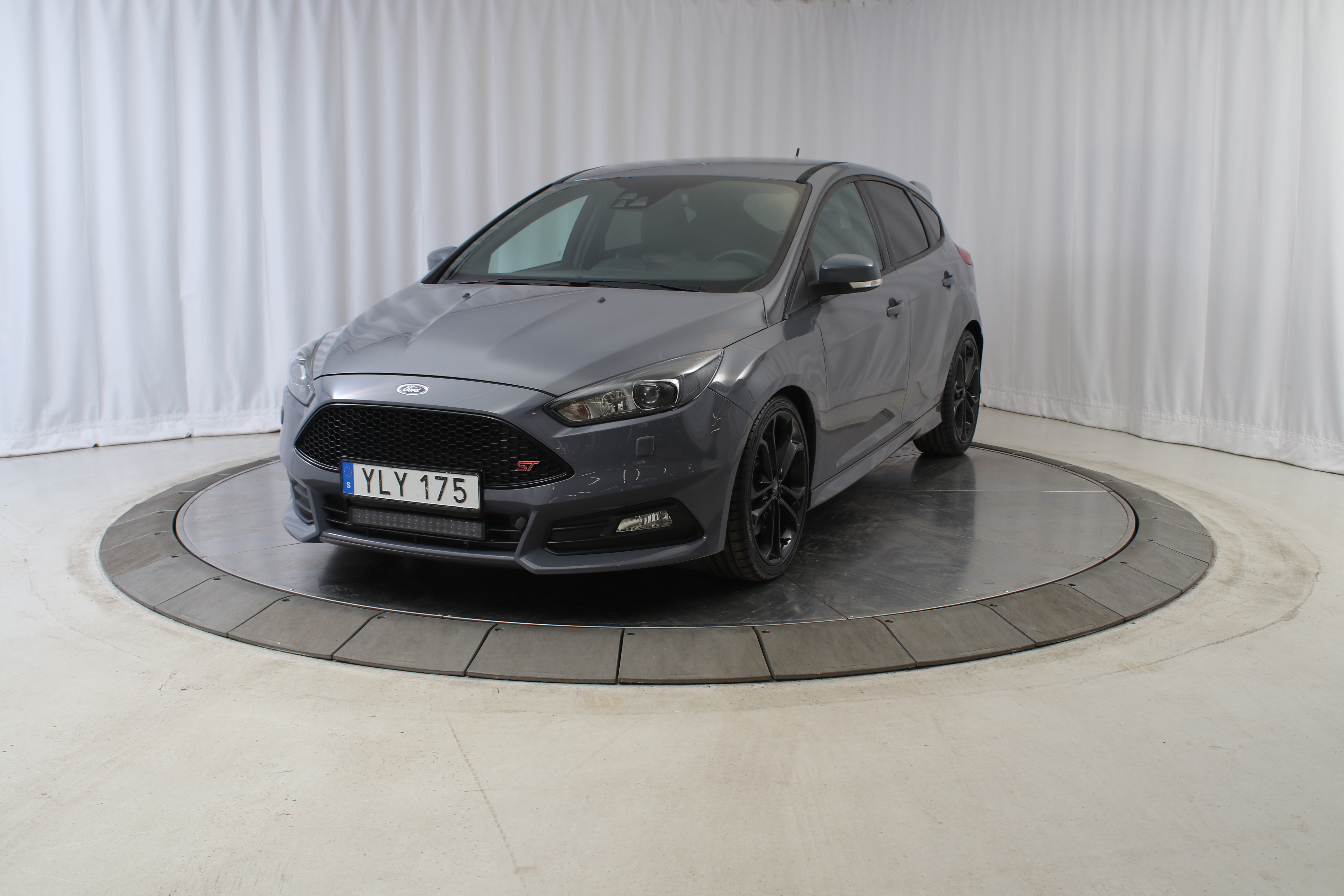 Focus ST III 2.0 TDCi 180 5-d A image