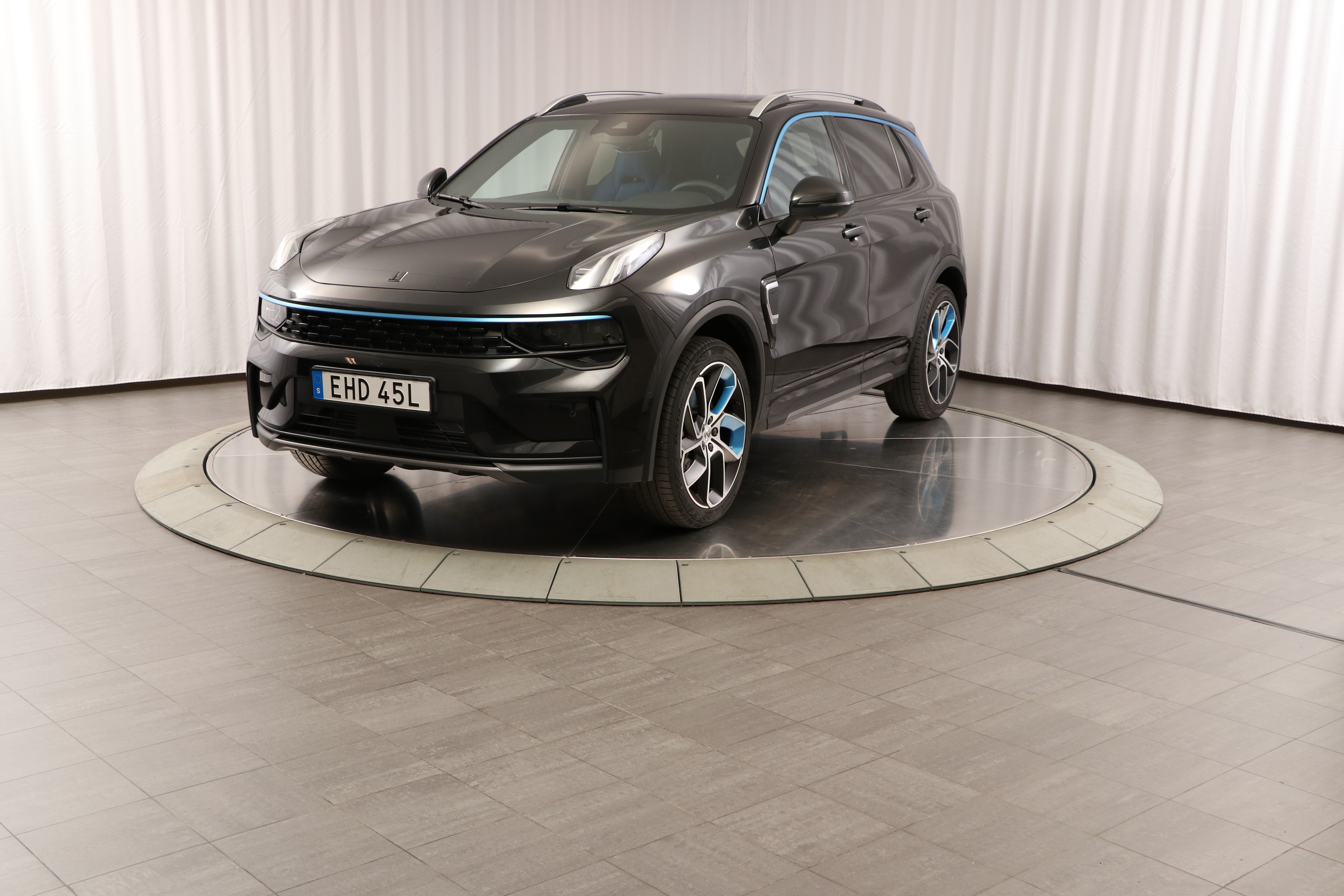 01 PHEV image