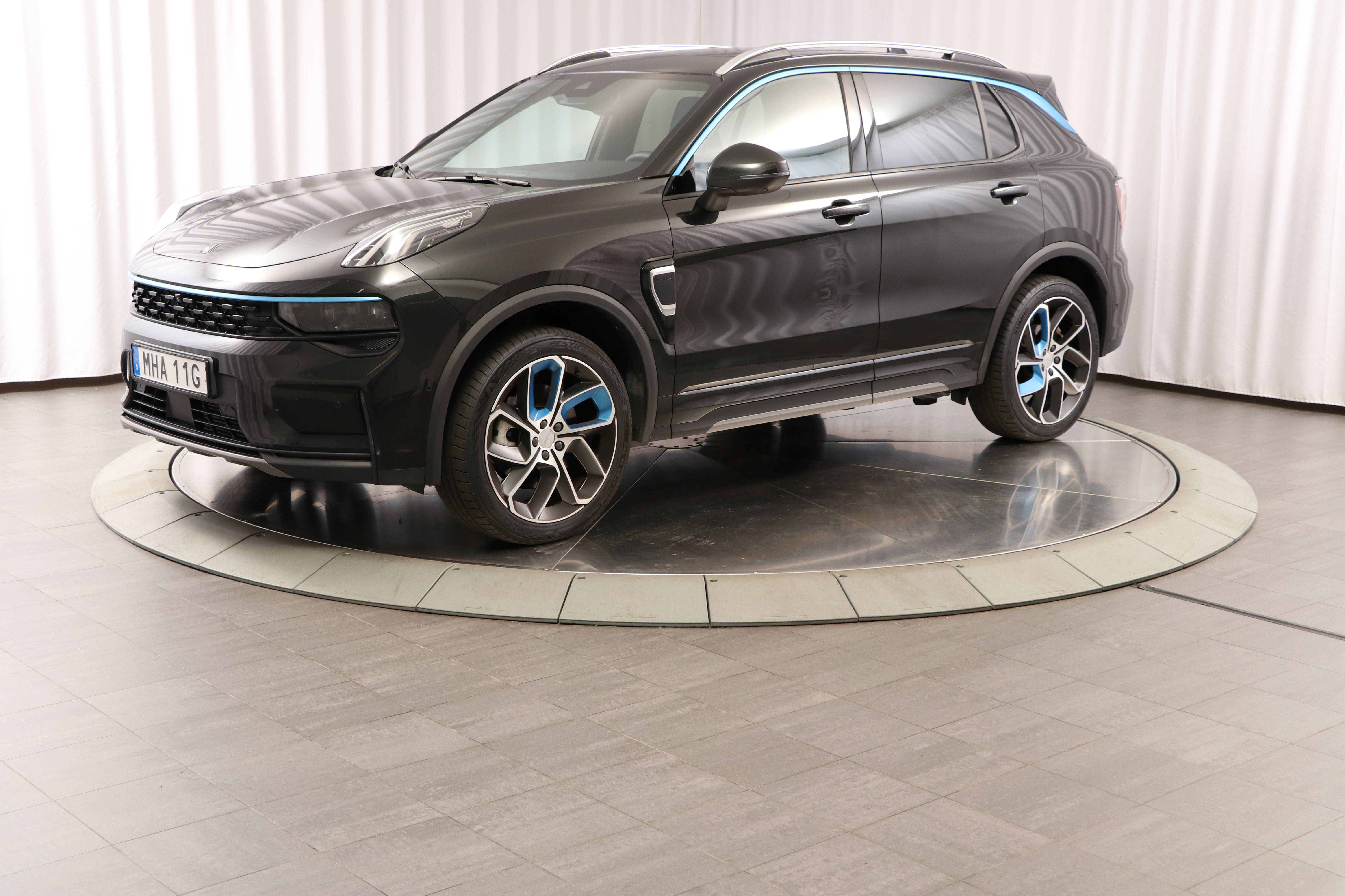 01 PHEV image