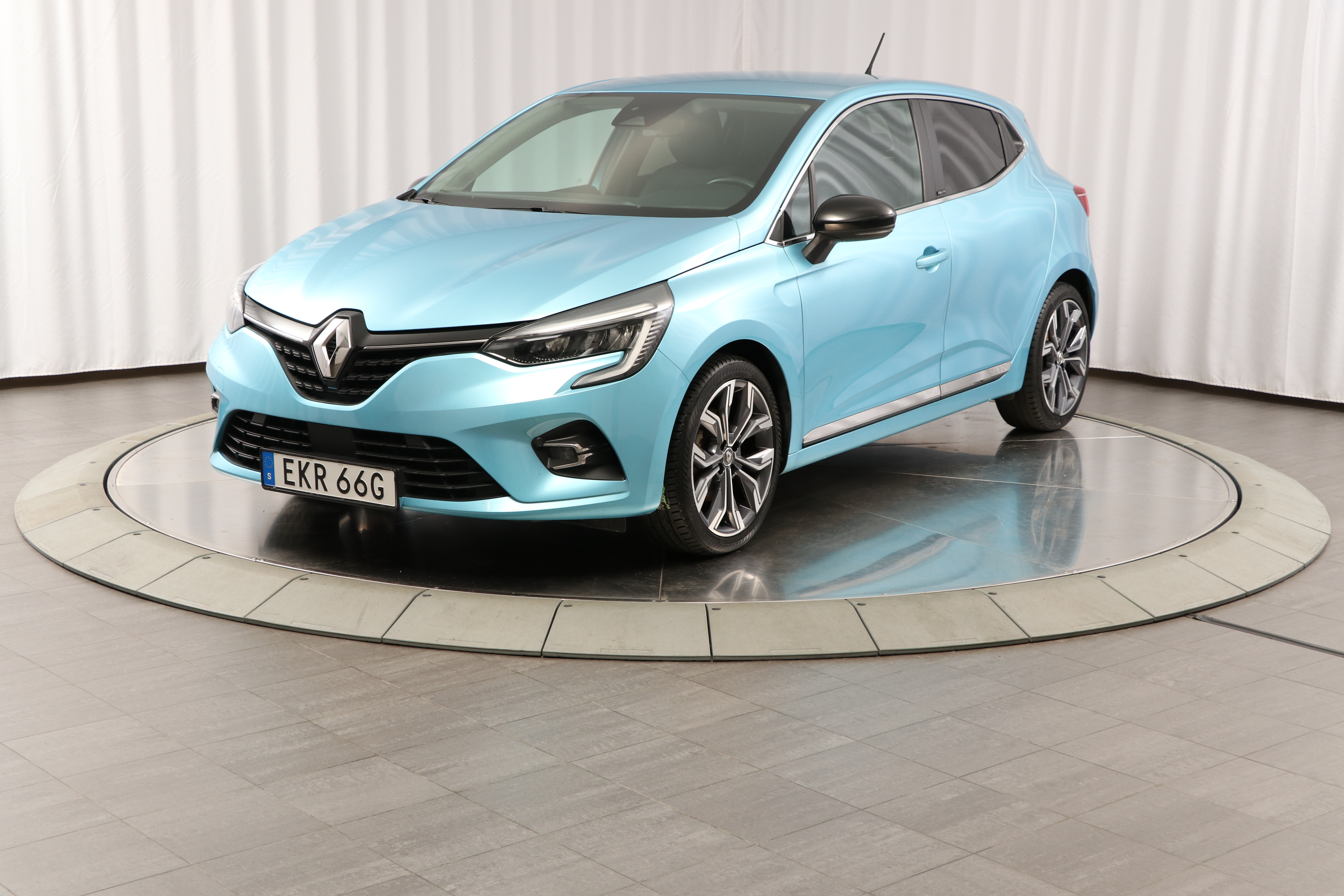 Clio V E-TECH 140 Intens 5-d image