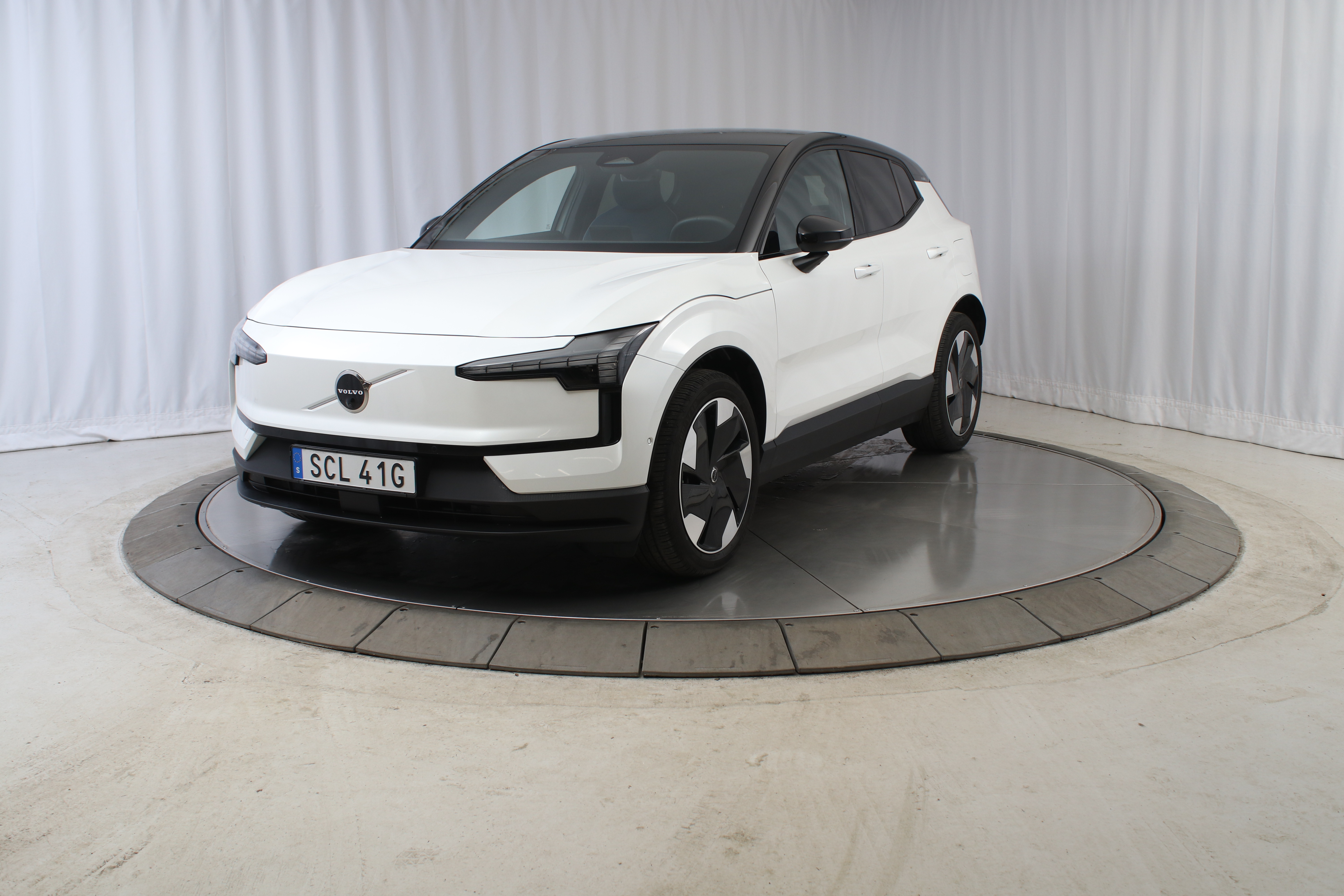 EX30 Single Motor Extended Range Ultra image