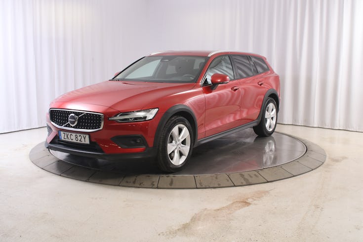 V60 Cross Country B4 AWD Diesel Core image 1
