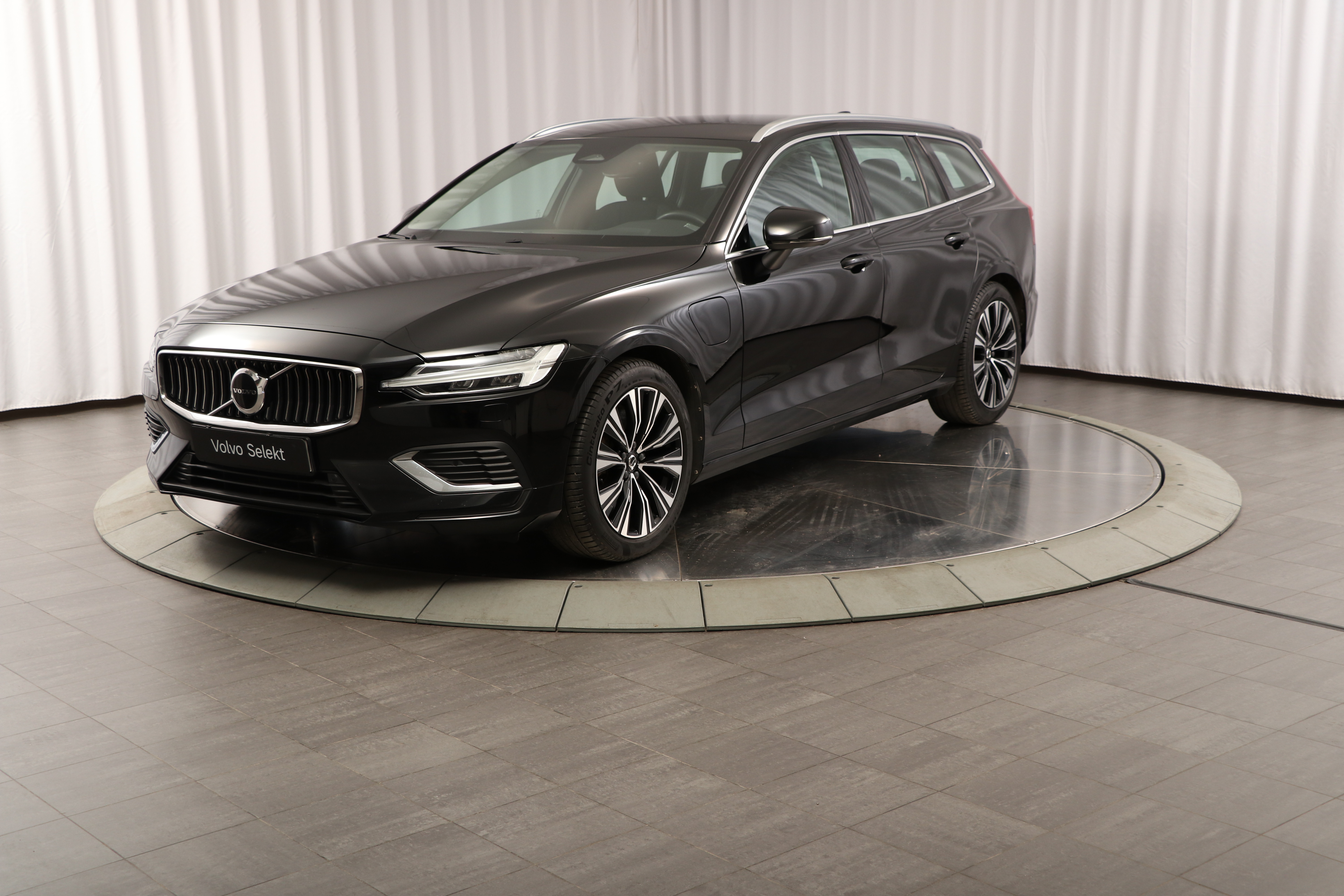 V60 Recharge T6 Core Edition image