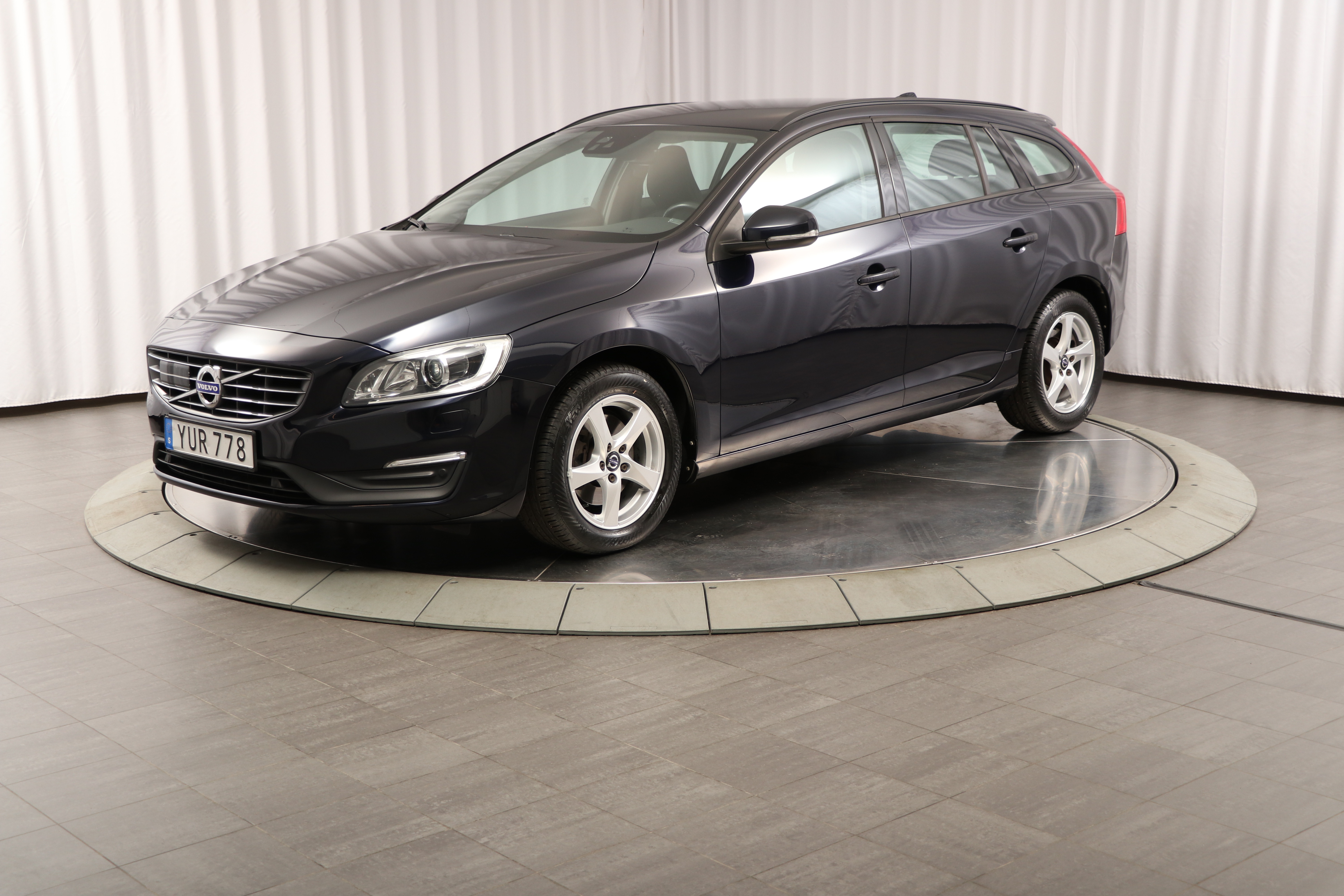 V60 T3 aut Classic Edition image