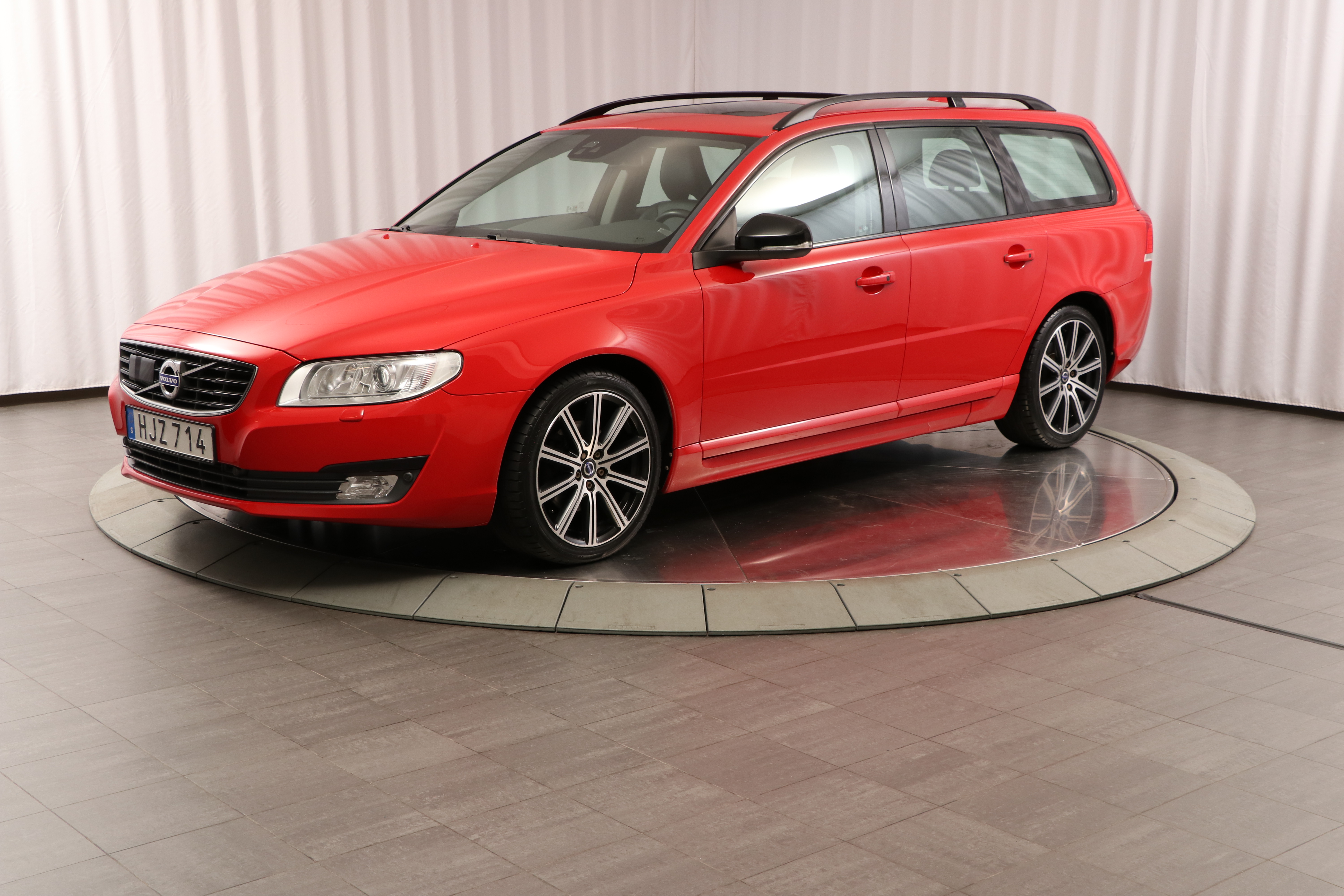 V70 II D4 Classic Sport image
