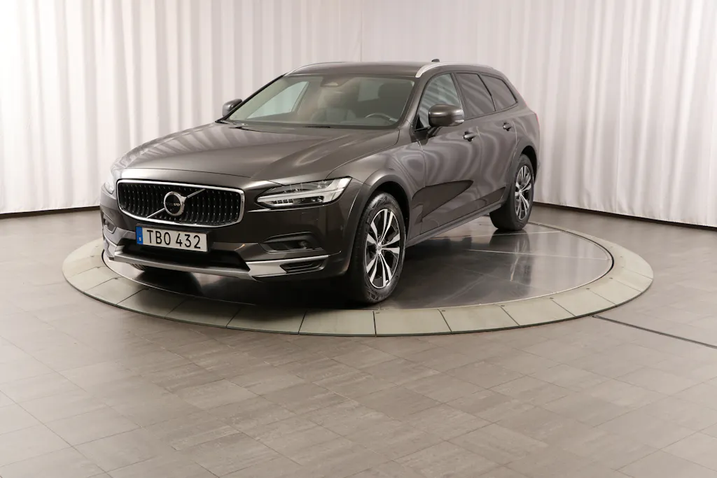 Volvo V90 2023