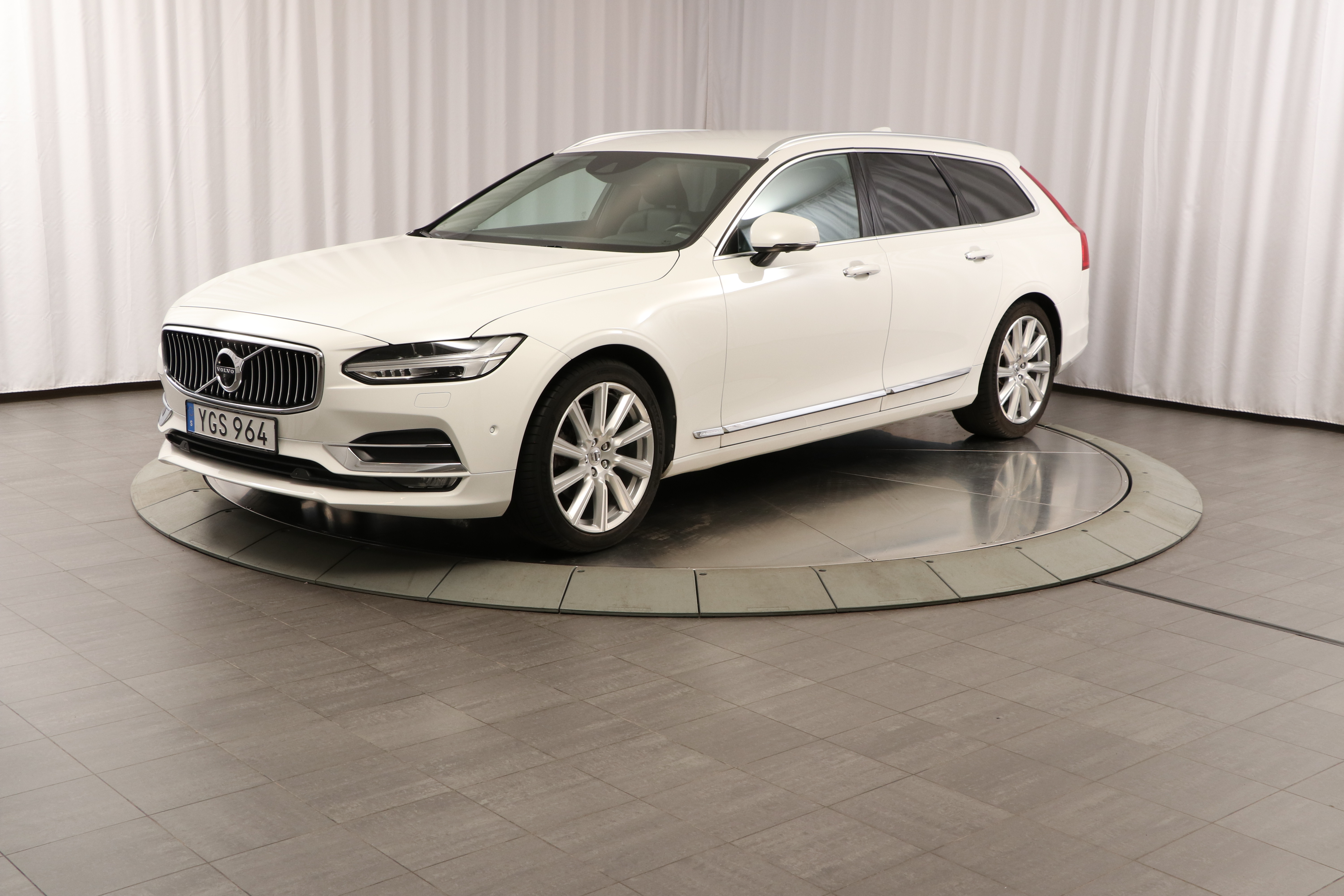 V90 D5 AWD Inscription image