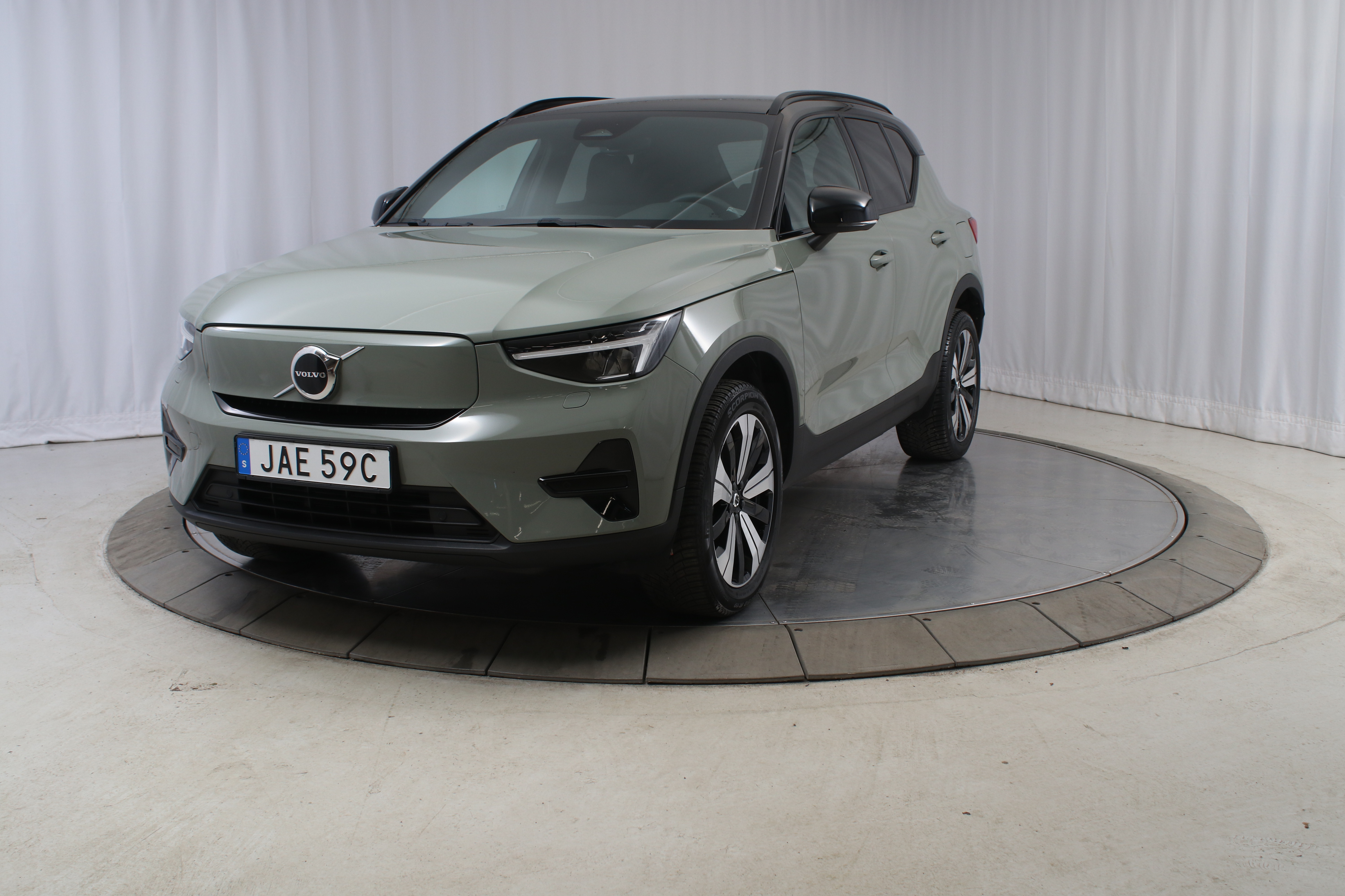 XC40 Recharge Core image