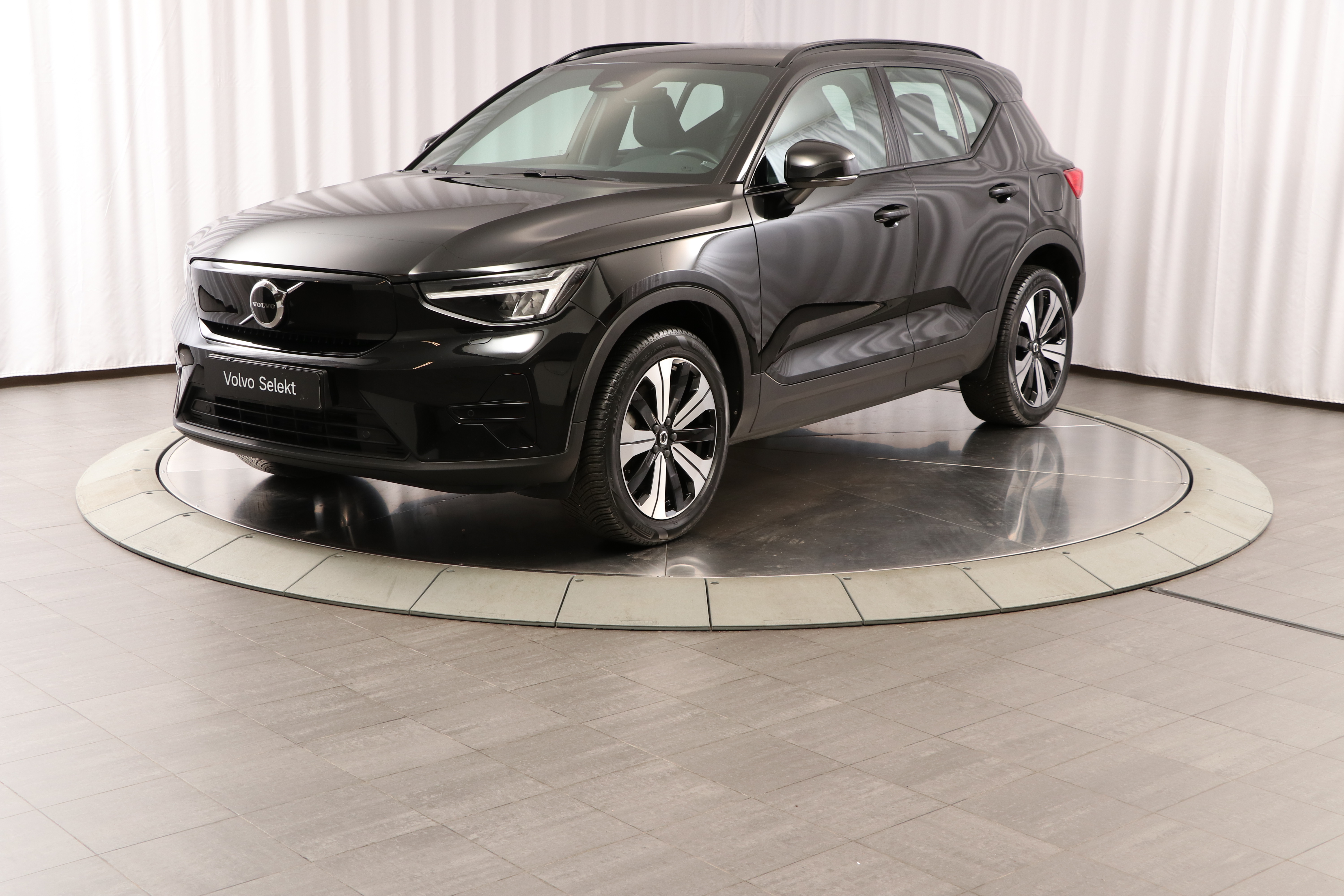 XC40 Recharge Core image