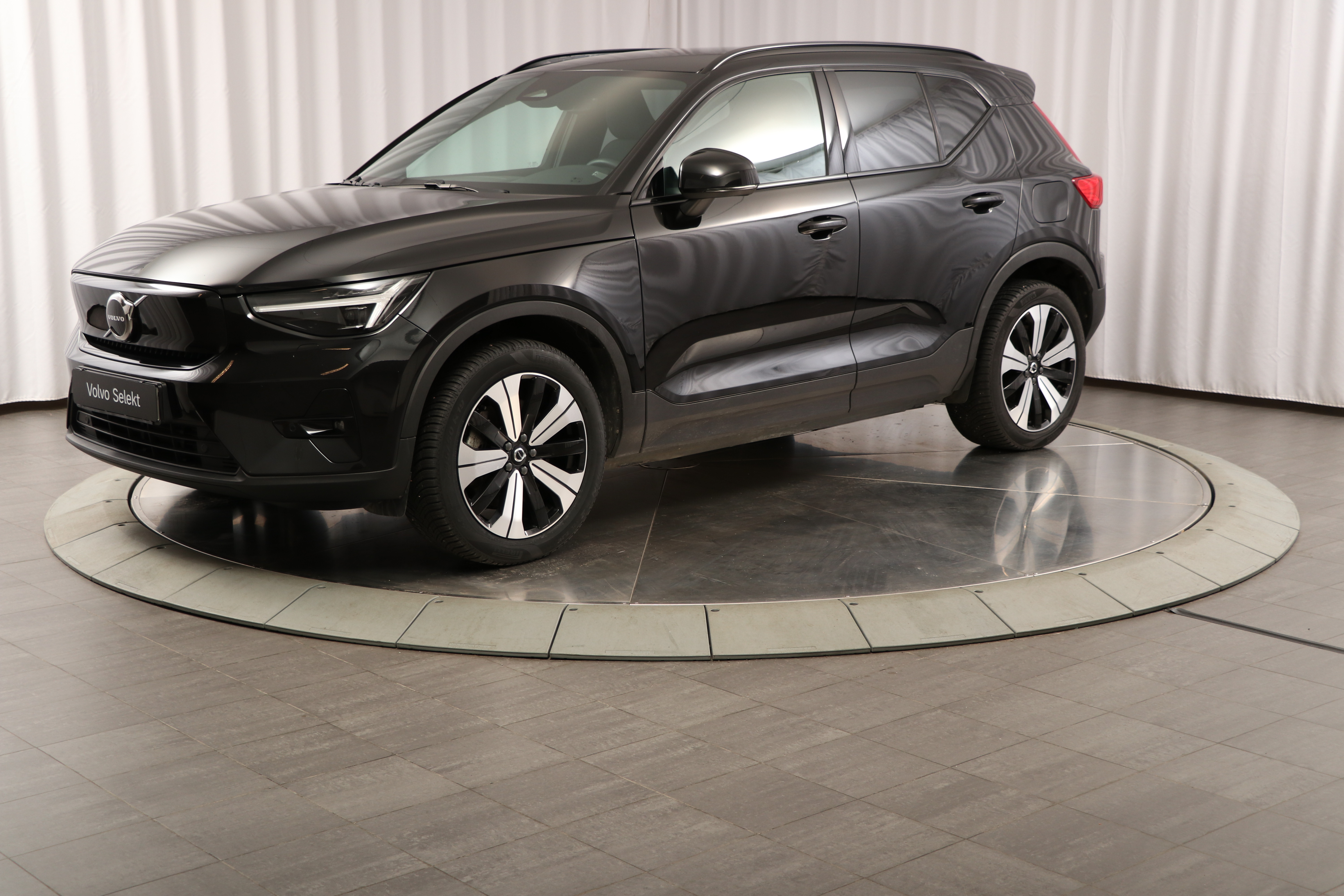XC40 Recharge Plus image