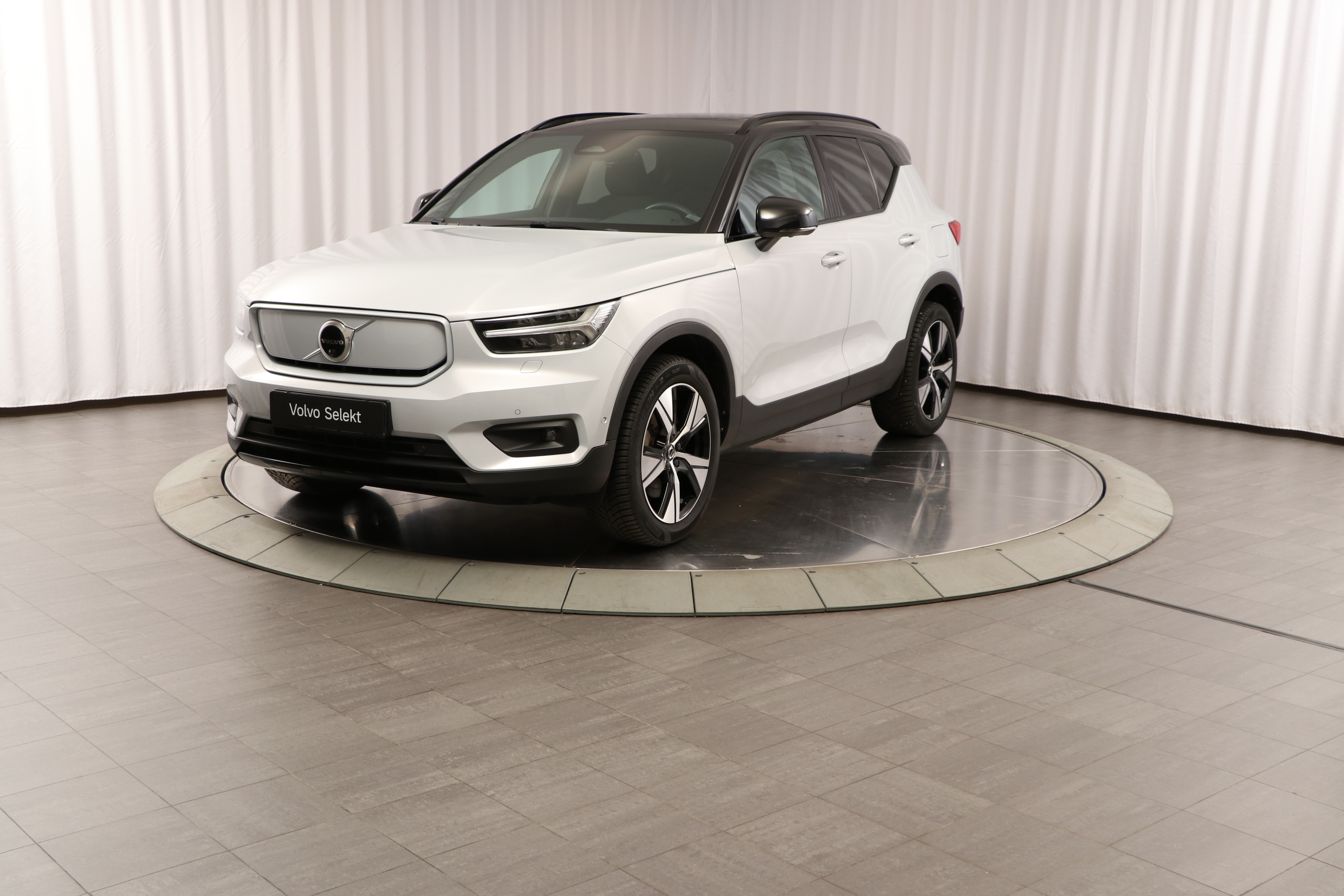 XC40 Recharge Pro image