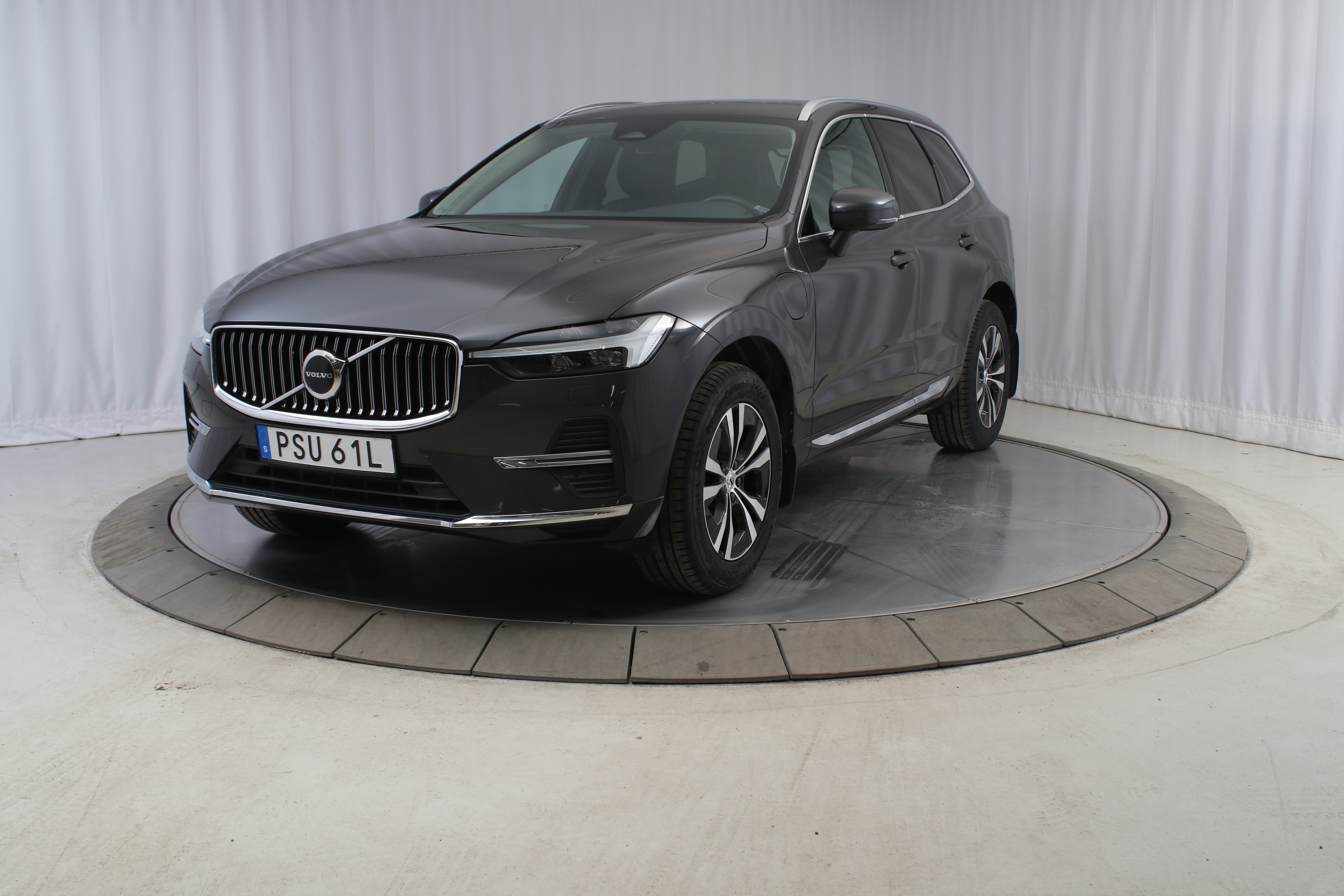 XC60 Recharge T6 Core Edition image