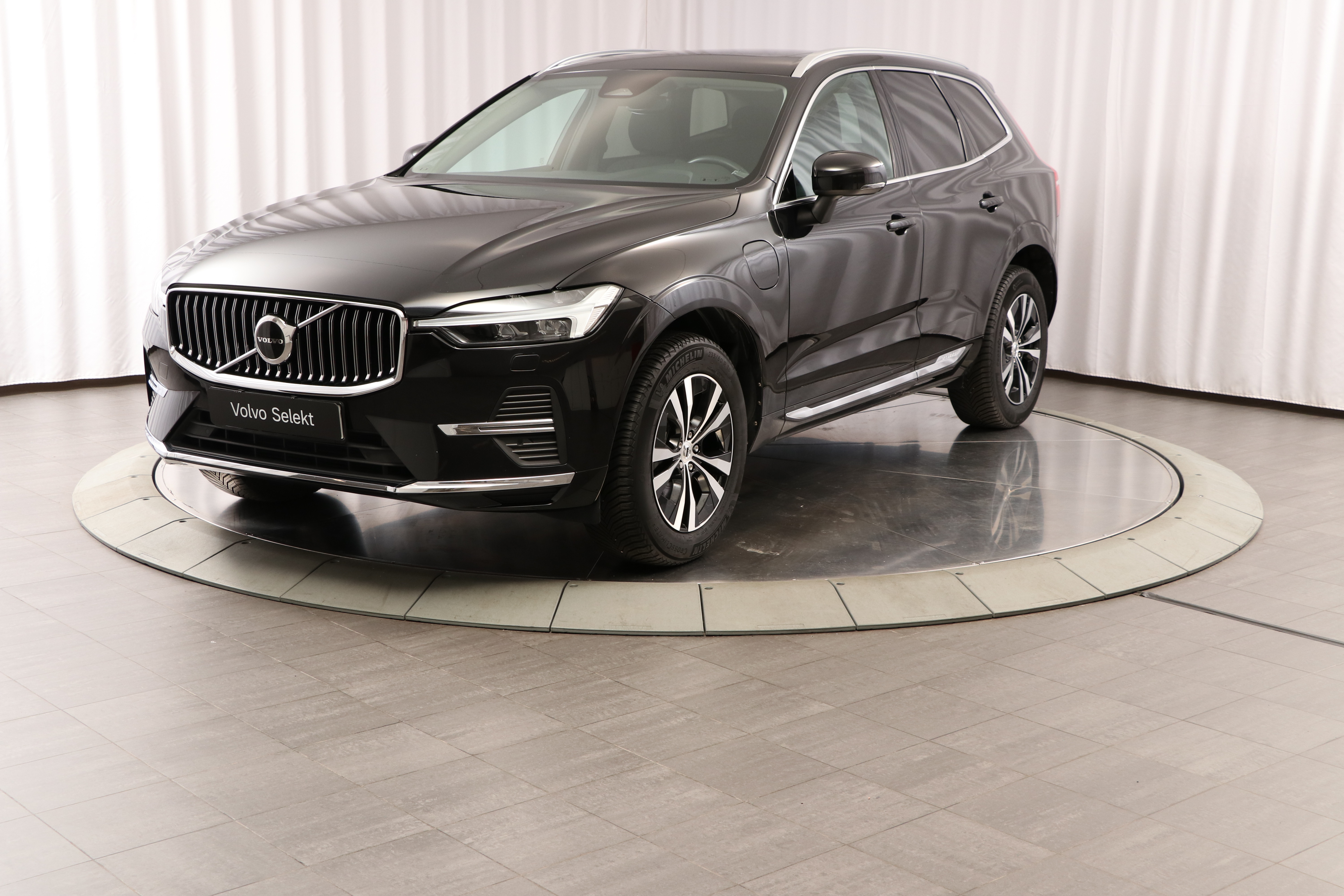 XC60 Recharge T6 II Core Edition image
