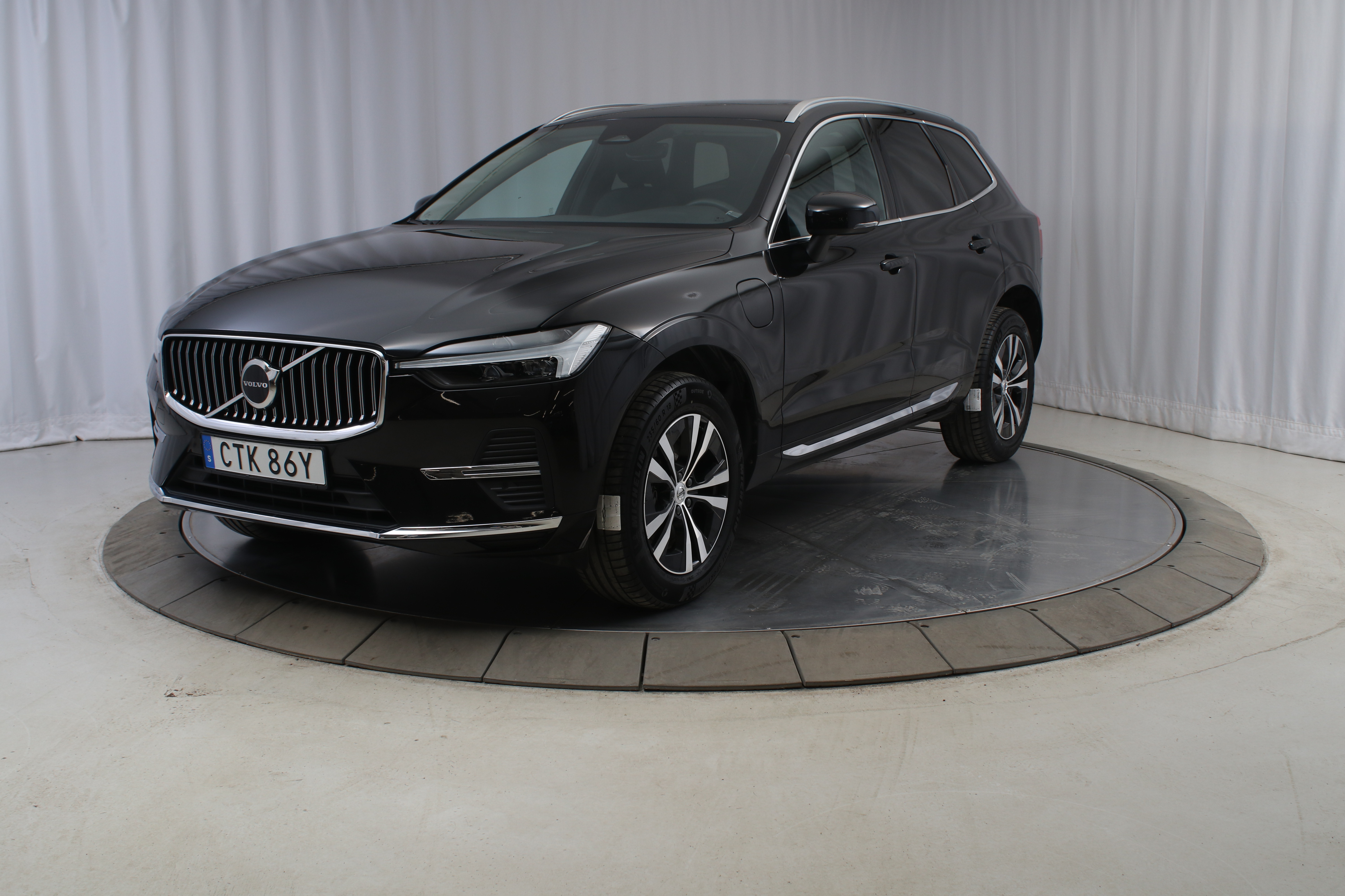 XC60 T6 Core Edition image