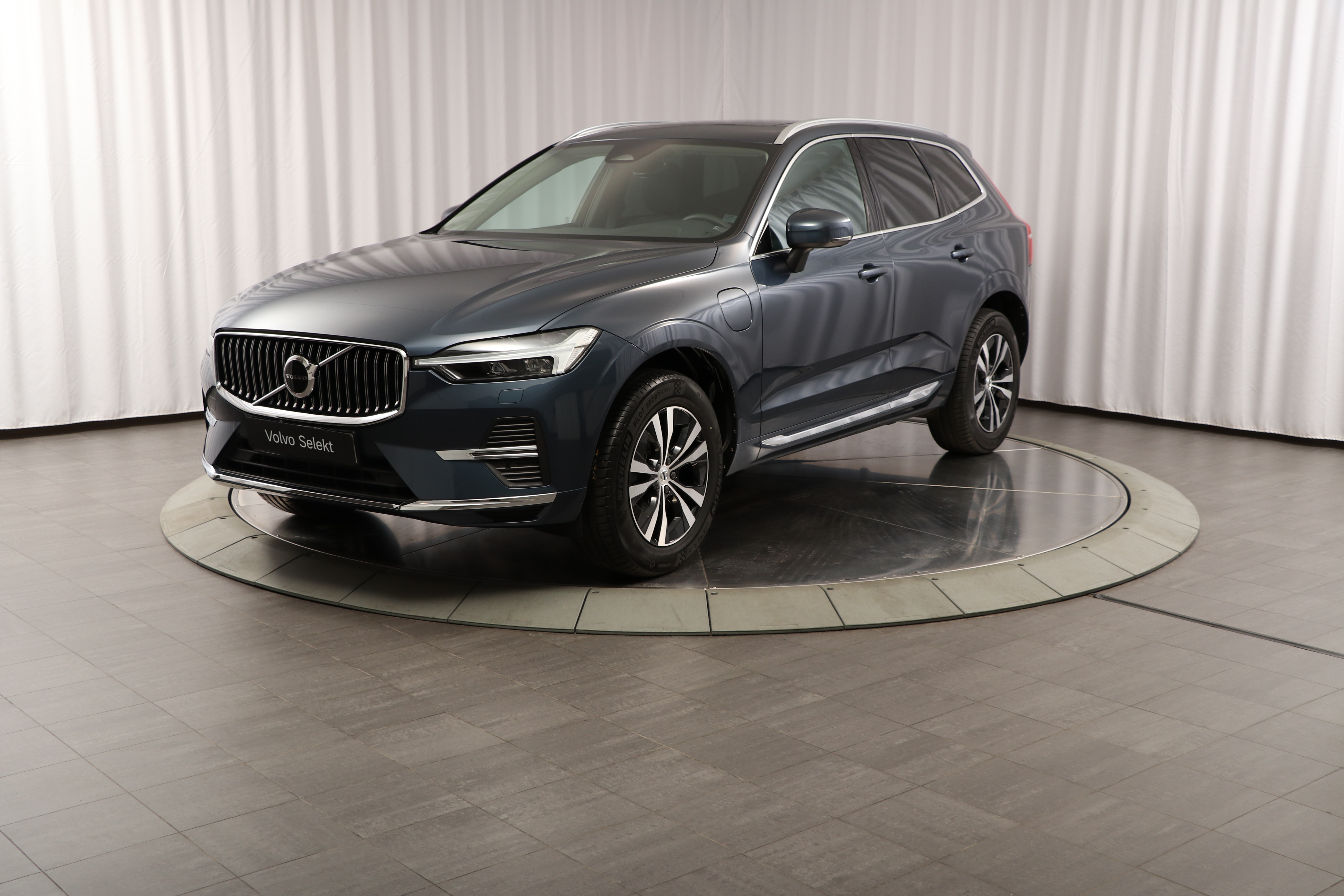XC60 T6 Core Special Edition image