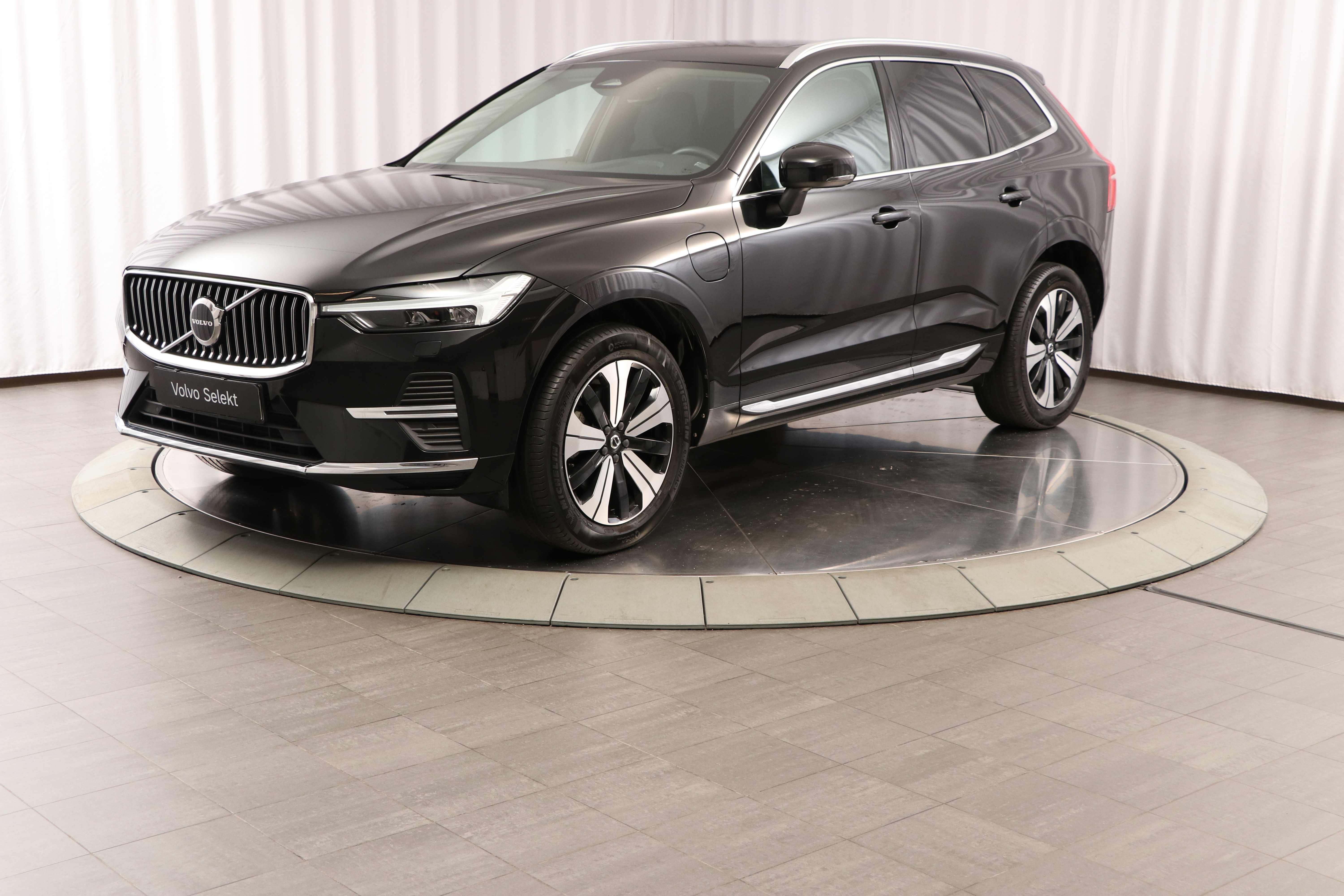 XC60 T6 Core Special Edition image