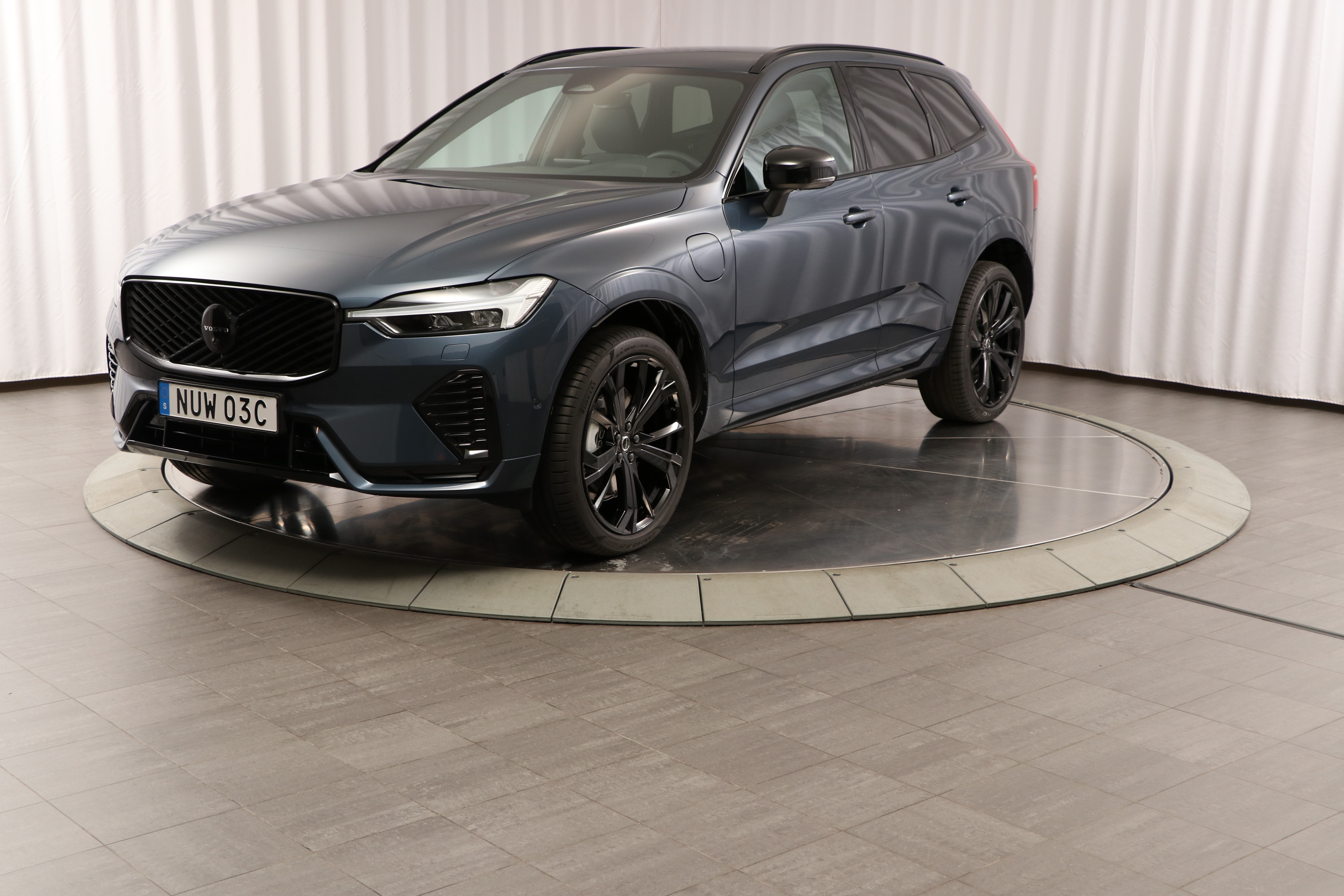 XC60 T6 Plus Black Nordic Edition image