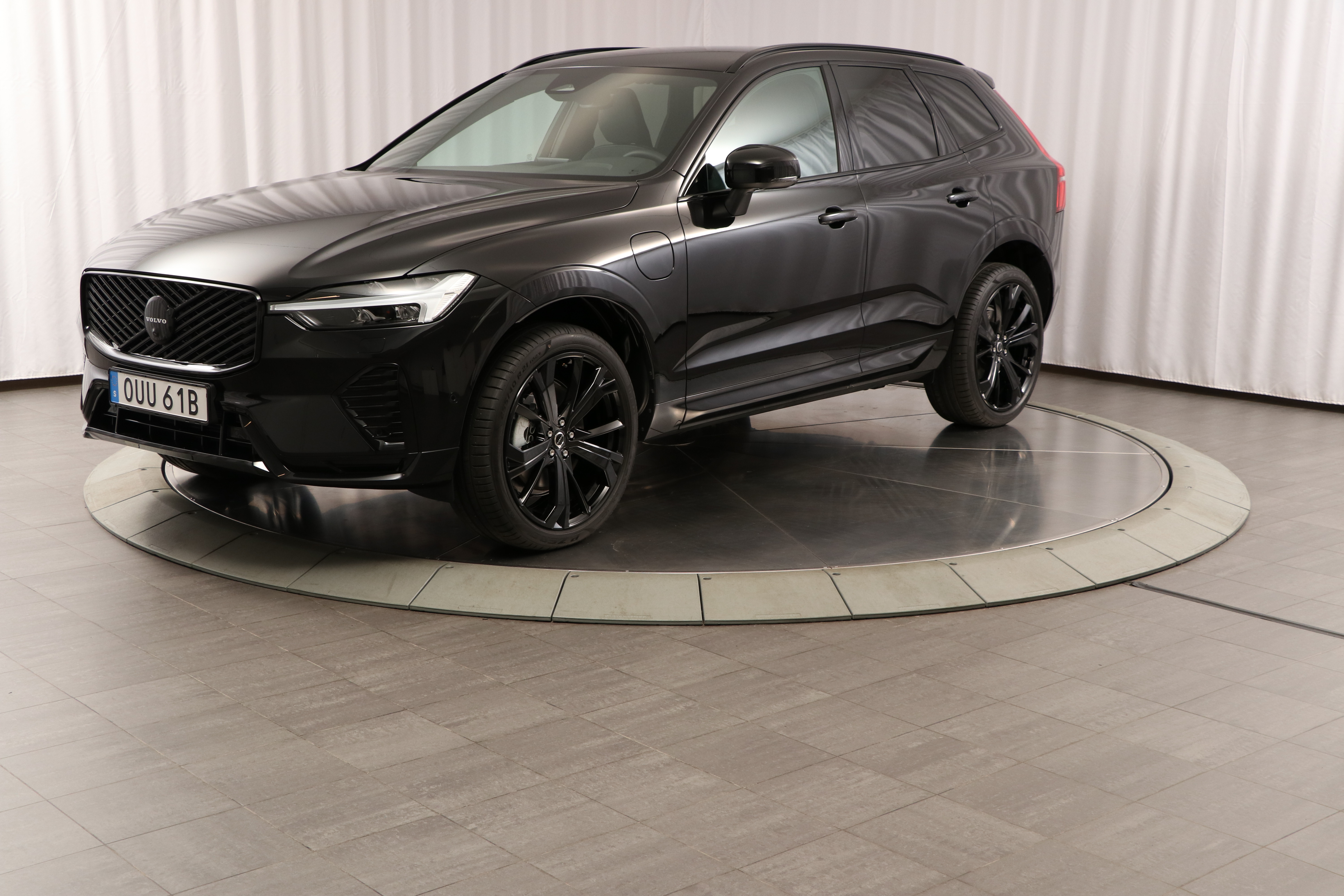 XC60 T6 Plus Black Nordic Edition image