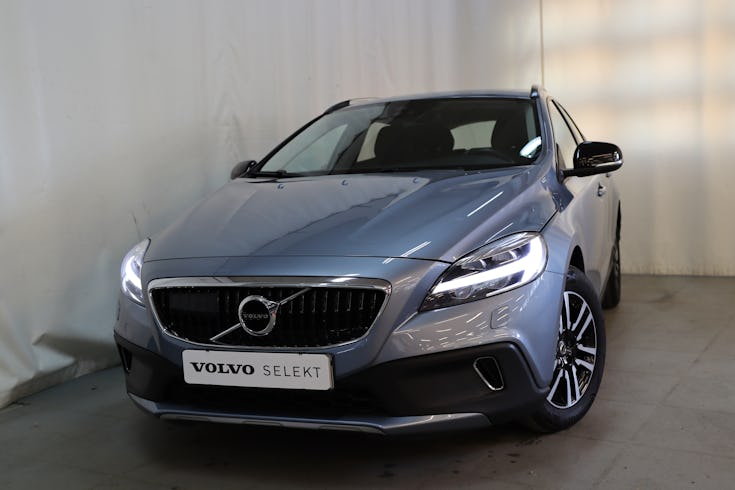 V40 Cross Country D3 Adv Edition image 1