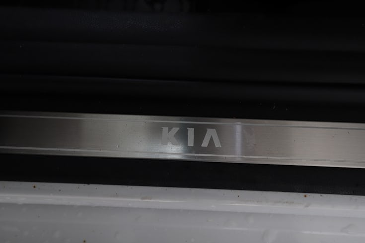 Kia Optima Sport Wag Plug in image 16