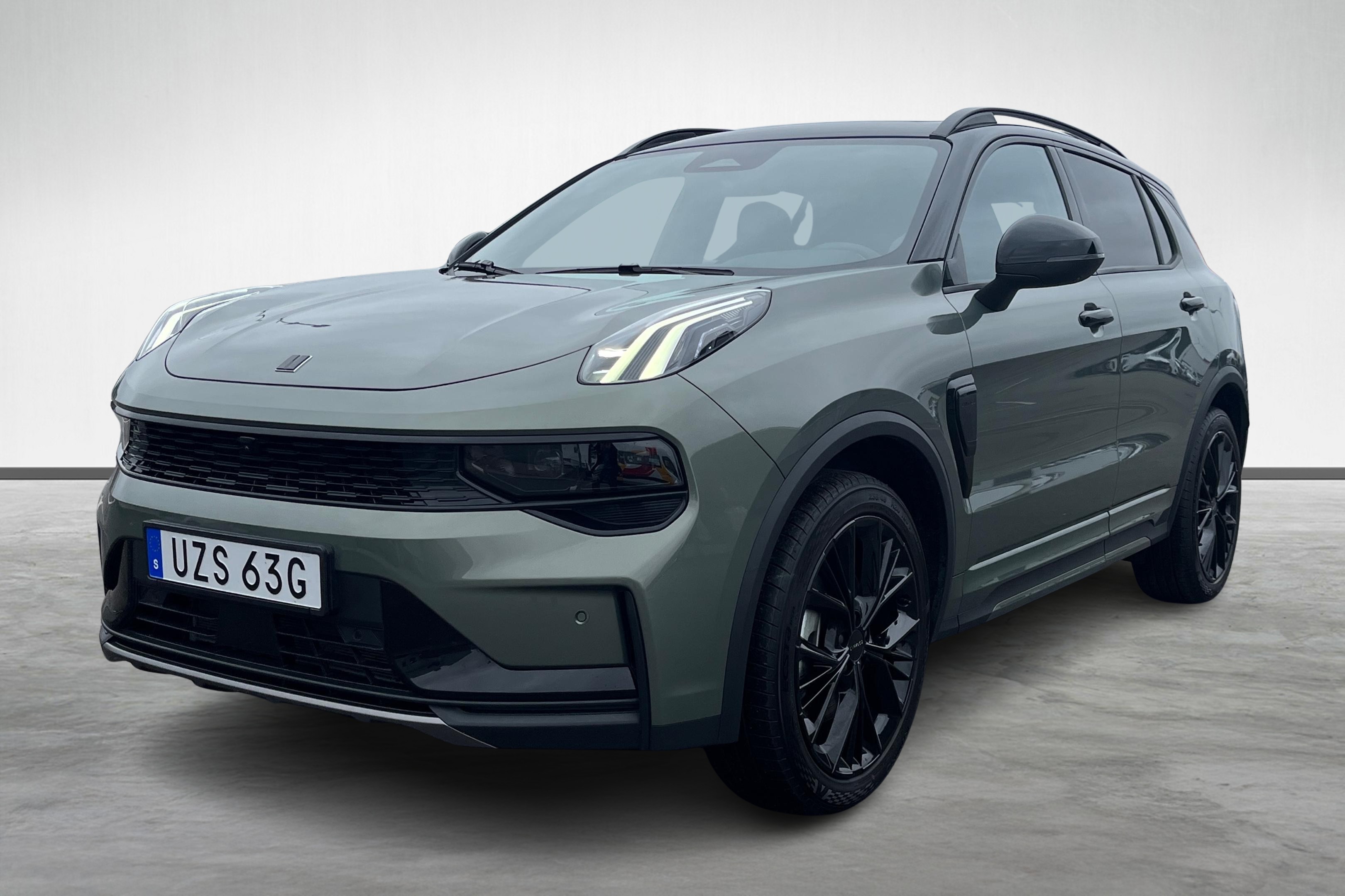01 More PHEV image
