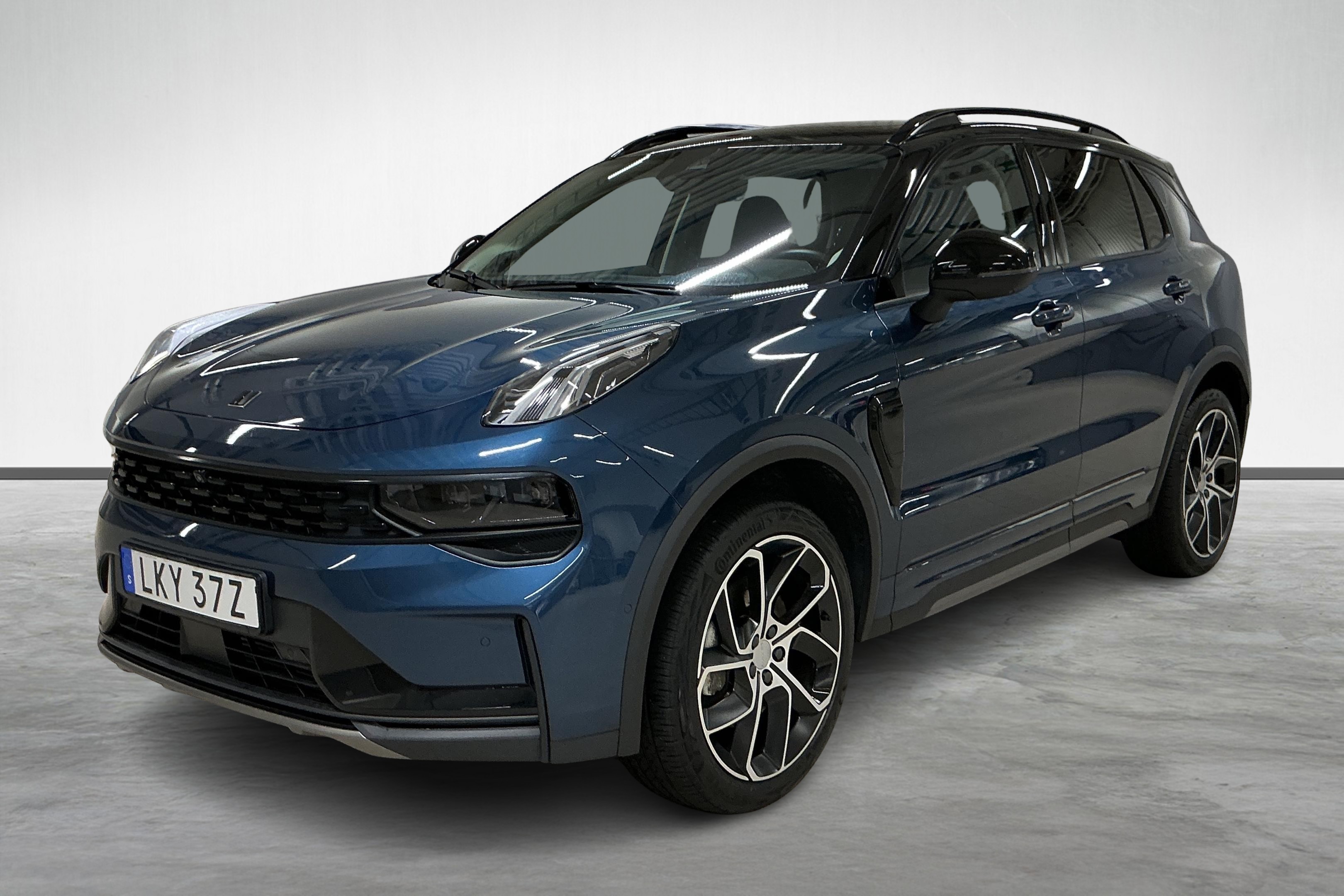 01 PHEV image