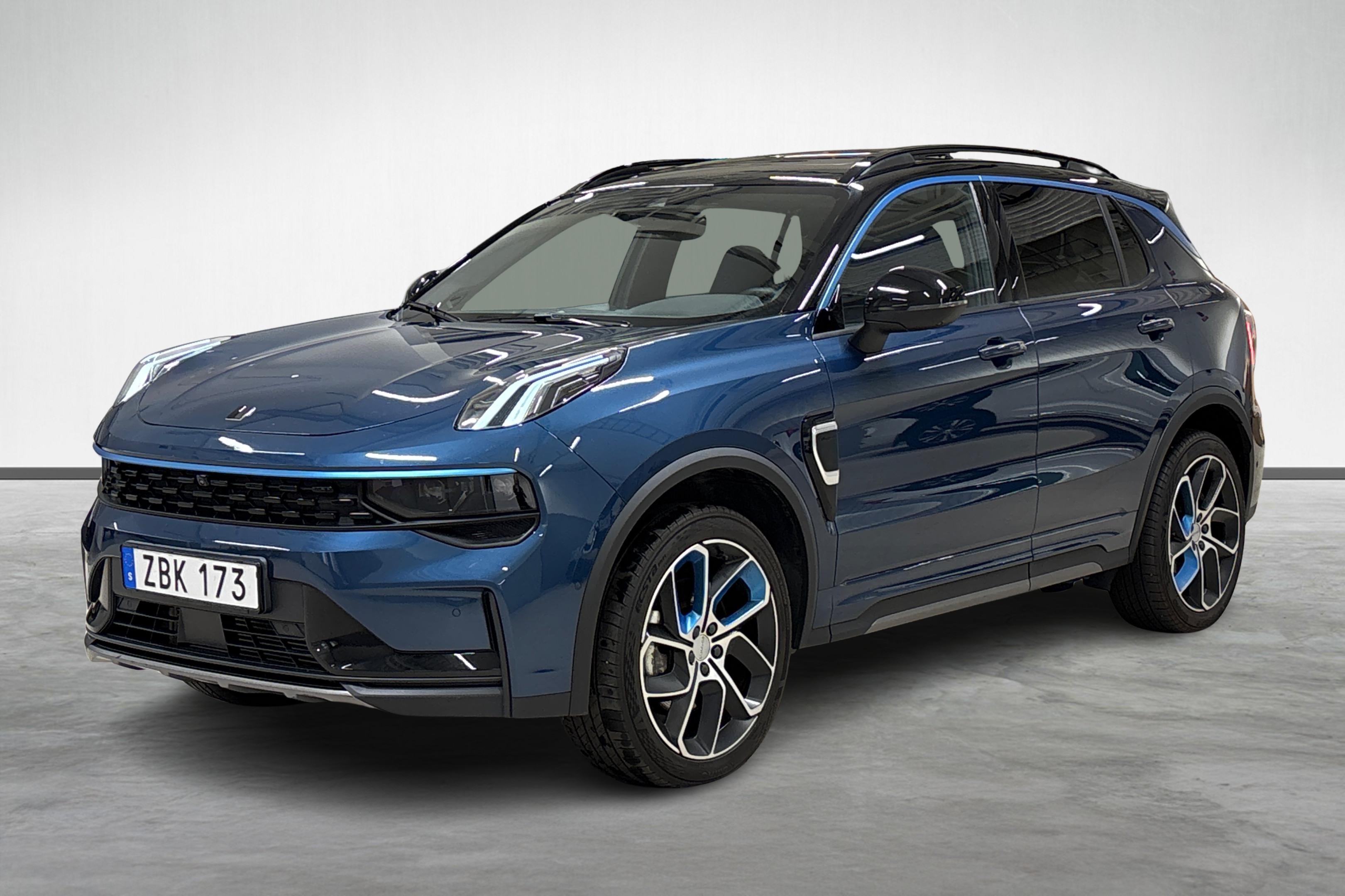01 PHEV image