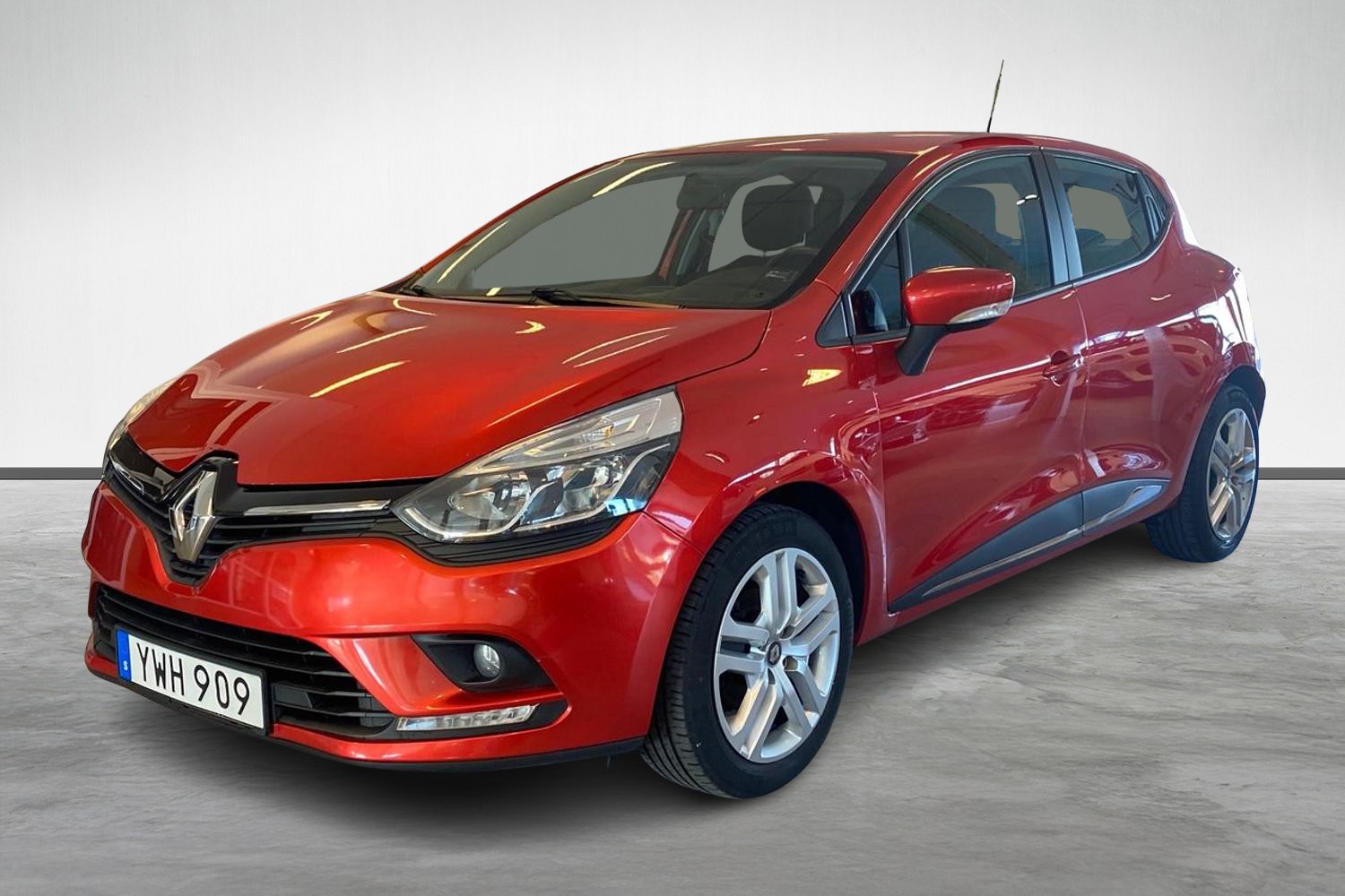 Clio IV PhII 1,2 16V 75 Zen 5-d image