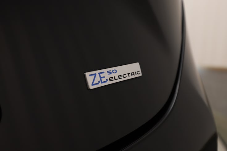 ZOE PhII 52 kWh Intens batterihyra image 22