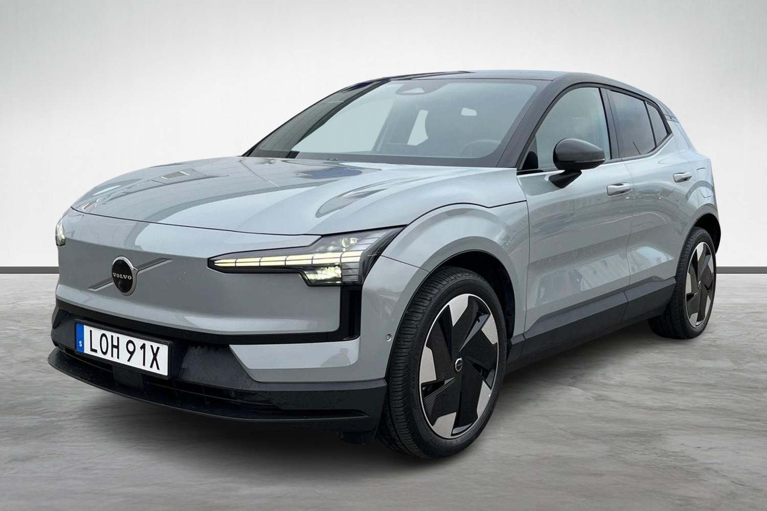 EX30 Twin Motor Performance Ultra image