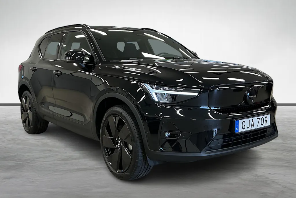 Volvo EX40 2025