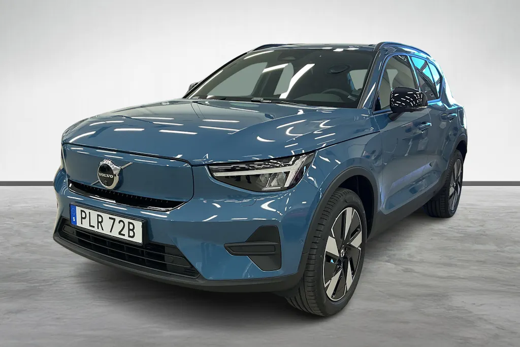 Volvo EX40 2025
