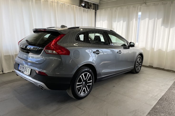 V40 Cross Country D3 Adv Edition image 4