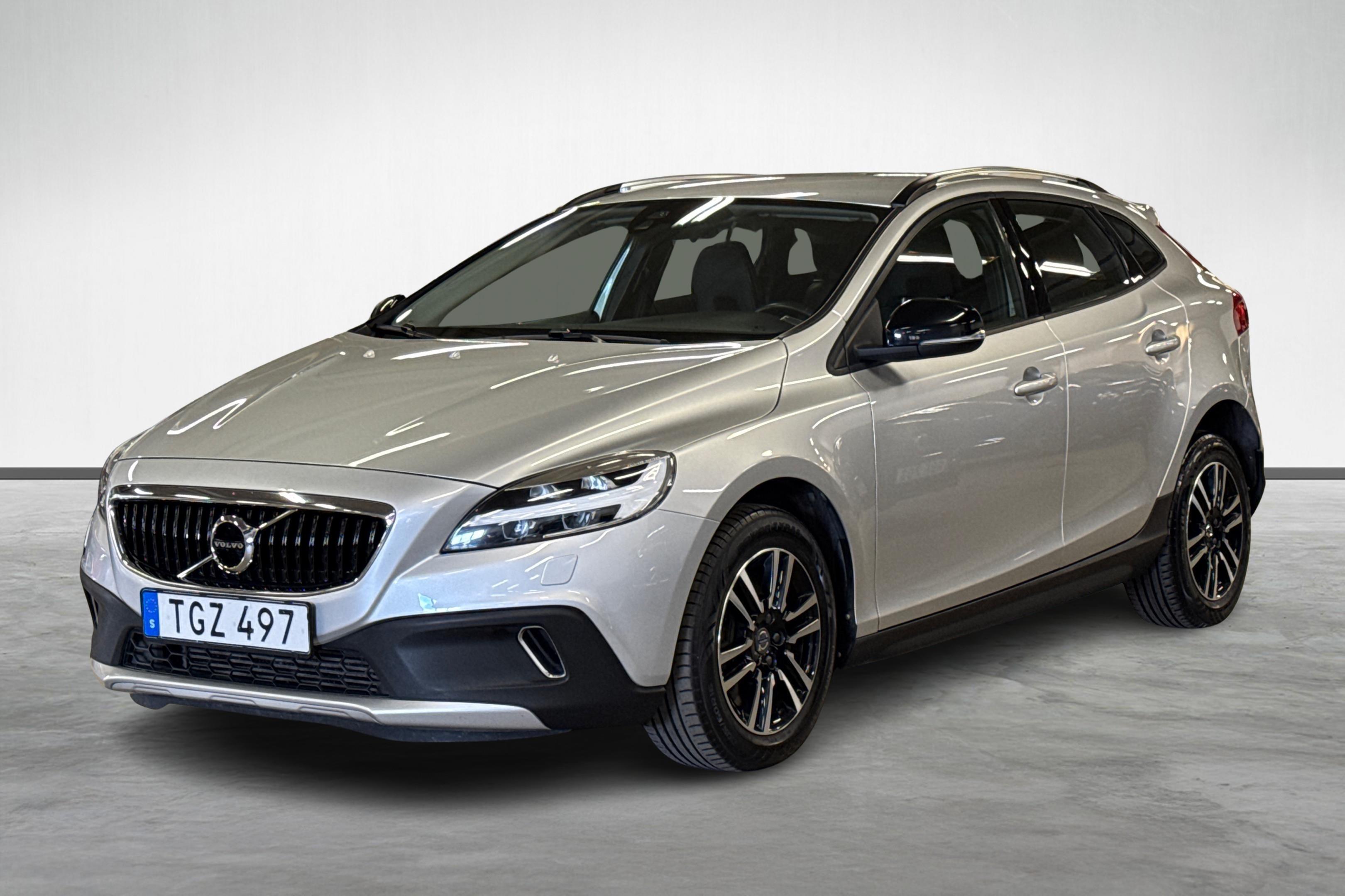 V40 Cross Country D3 Business Advanced image