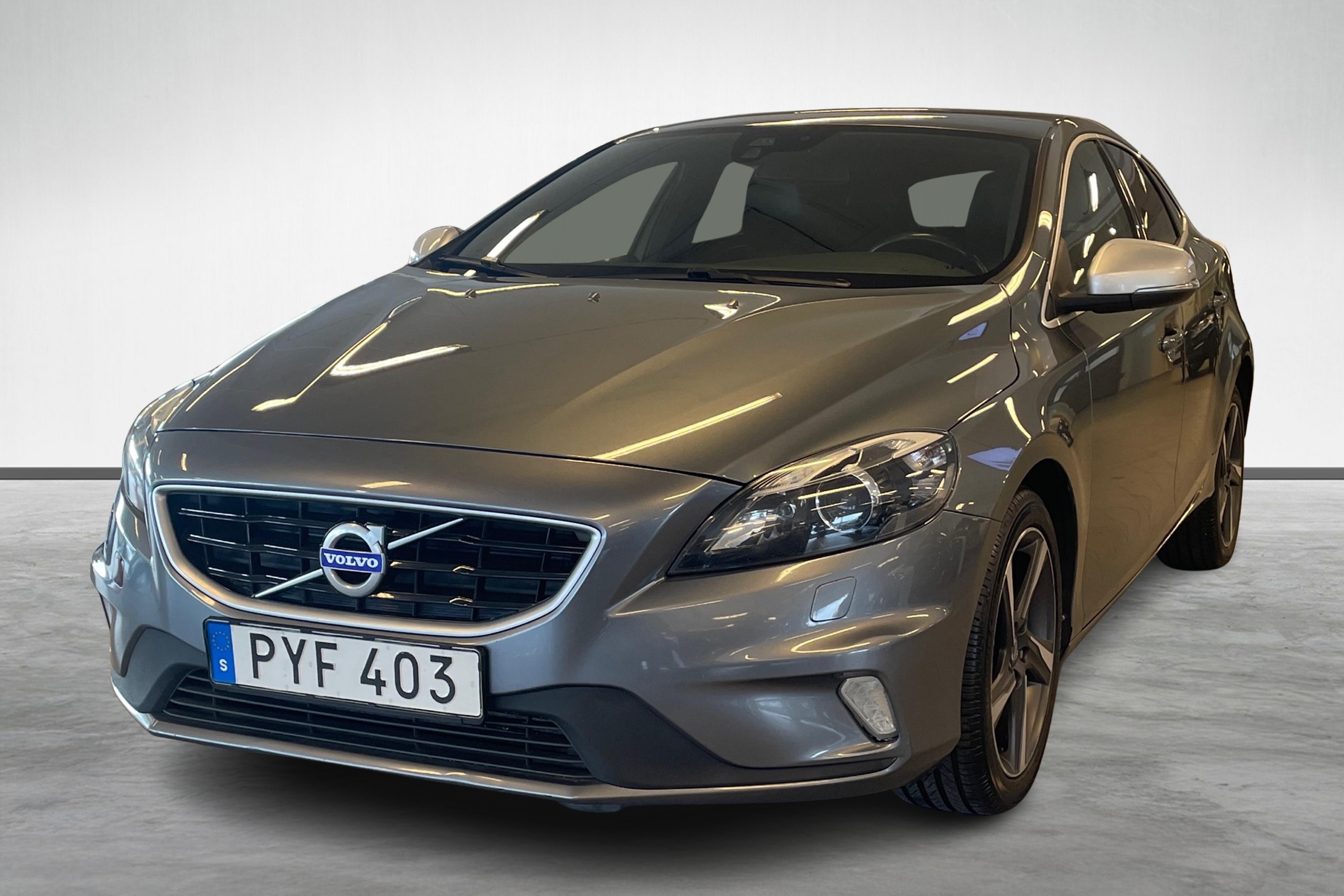 V40 D3 R-Design Business Edition image