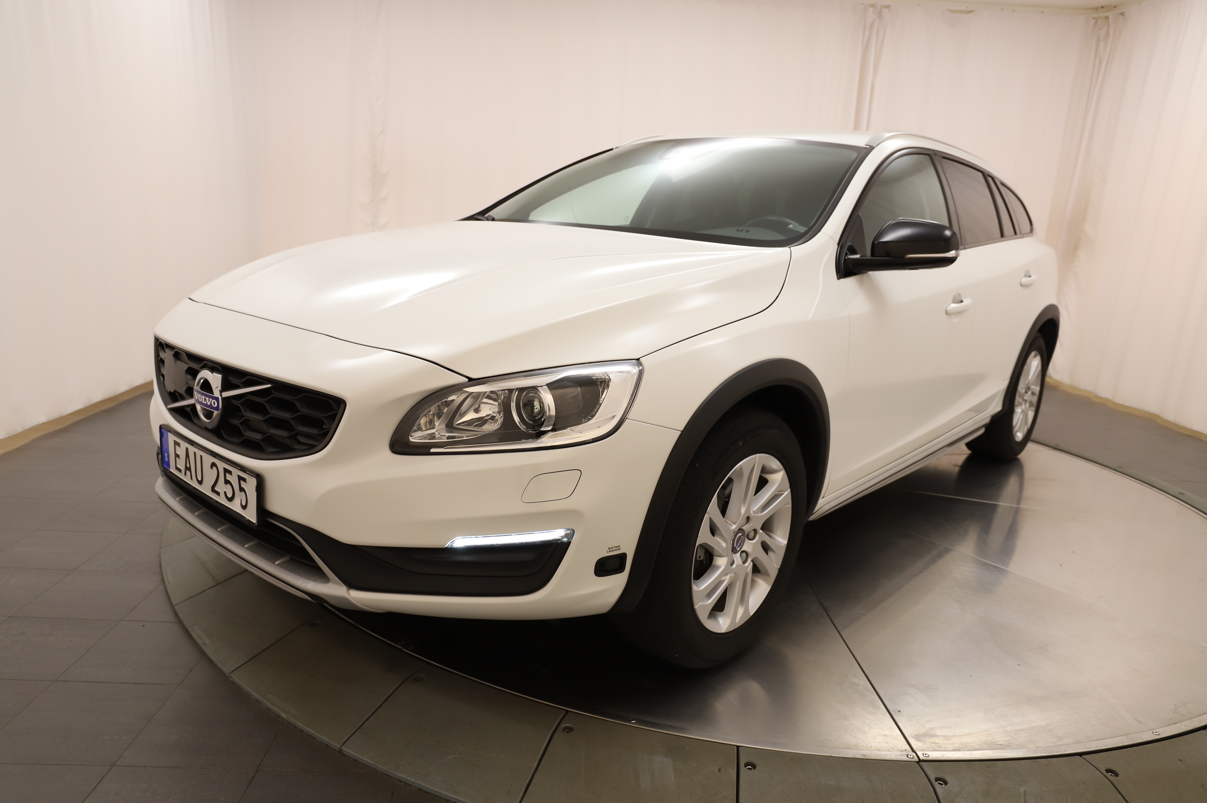 V60 Cross Country D3 Plus NCC image