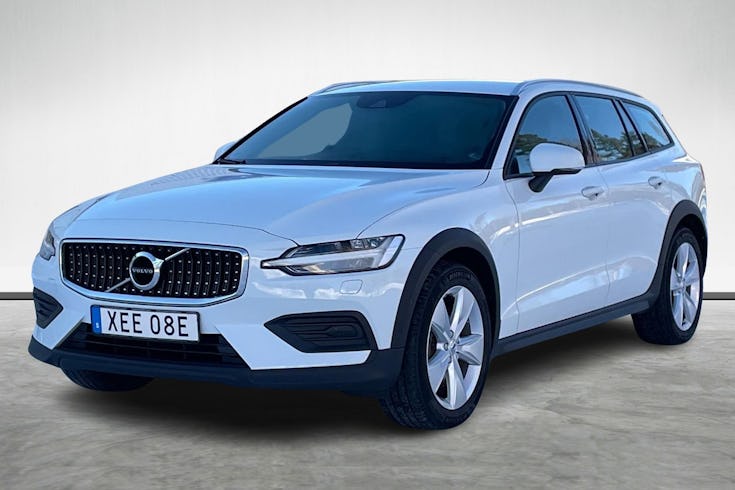 V60 Cross Country D4 AWD Edition image 1