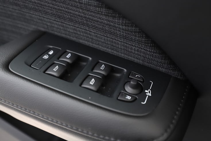 V60 Recharge T6 Core Edition image 19
