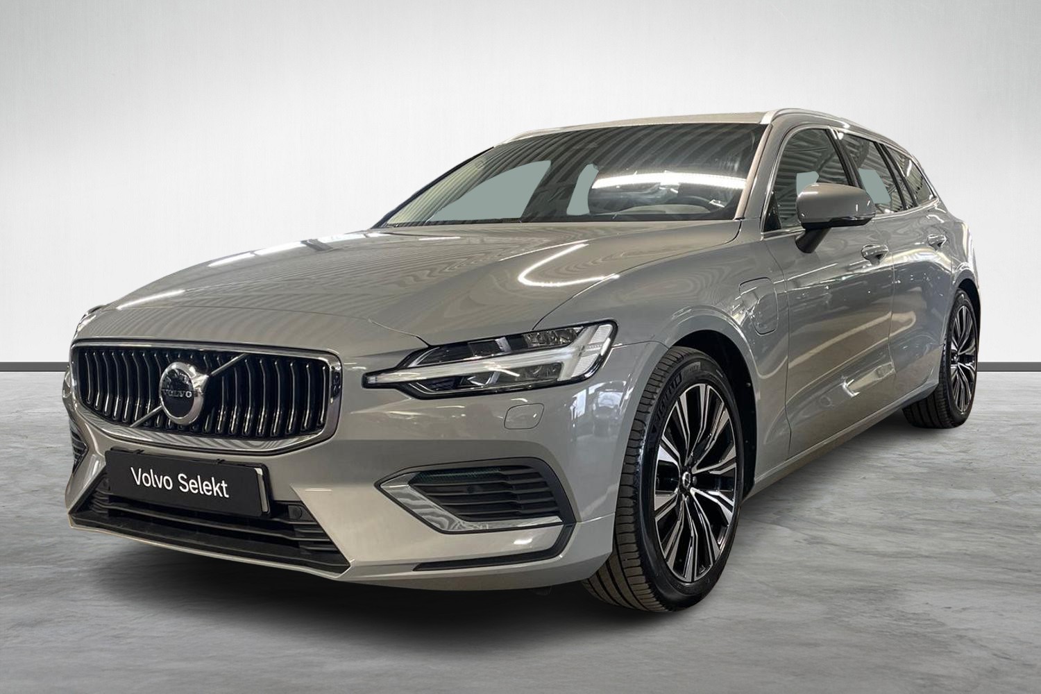 V60 Recharge T6 II Core Edition image