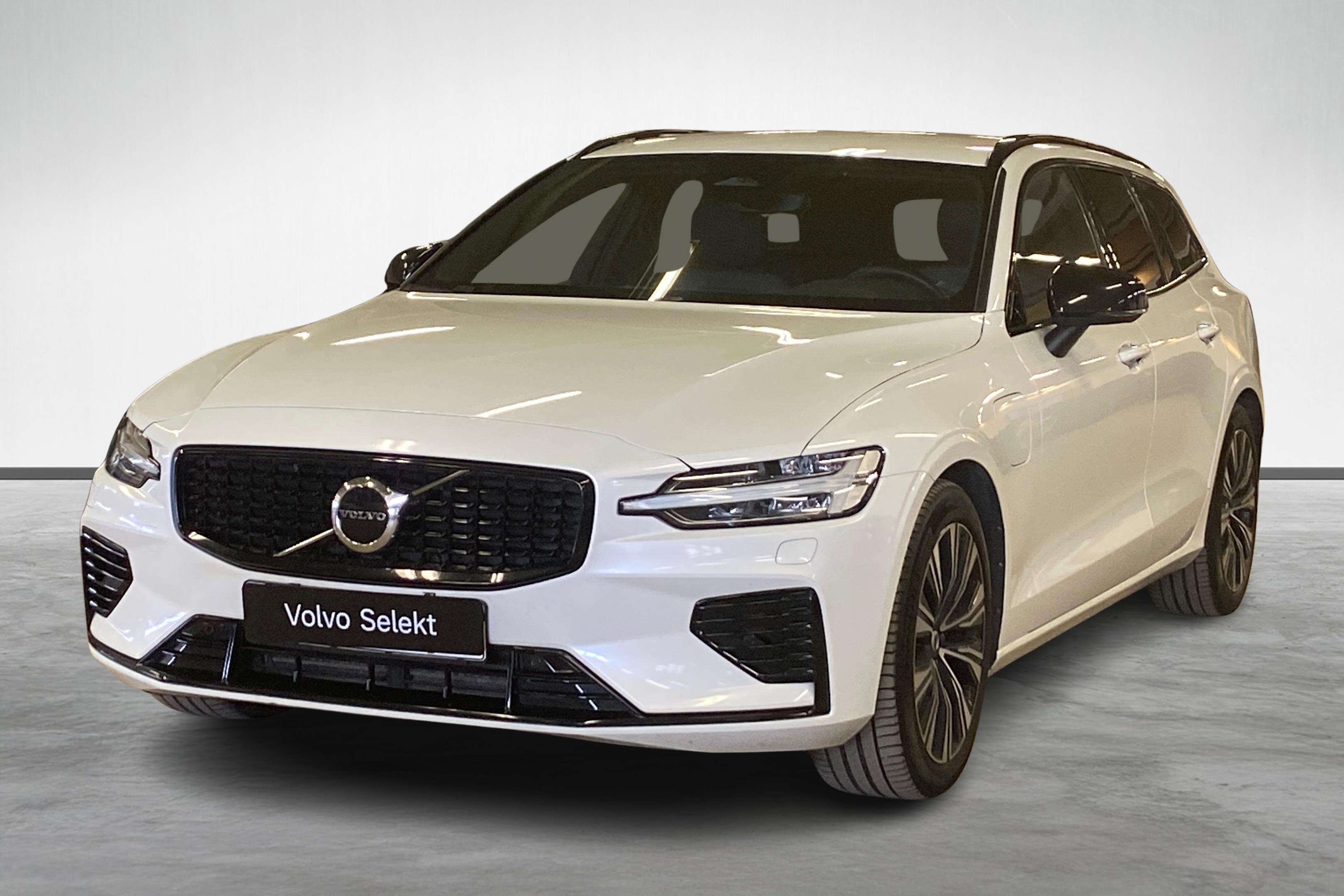 V60 Recharge T6 Plus Dark image