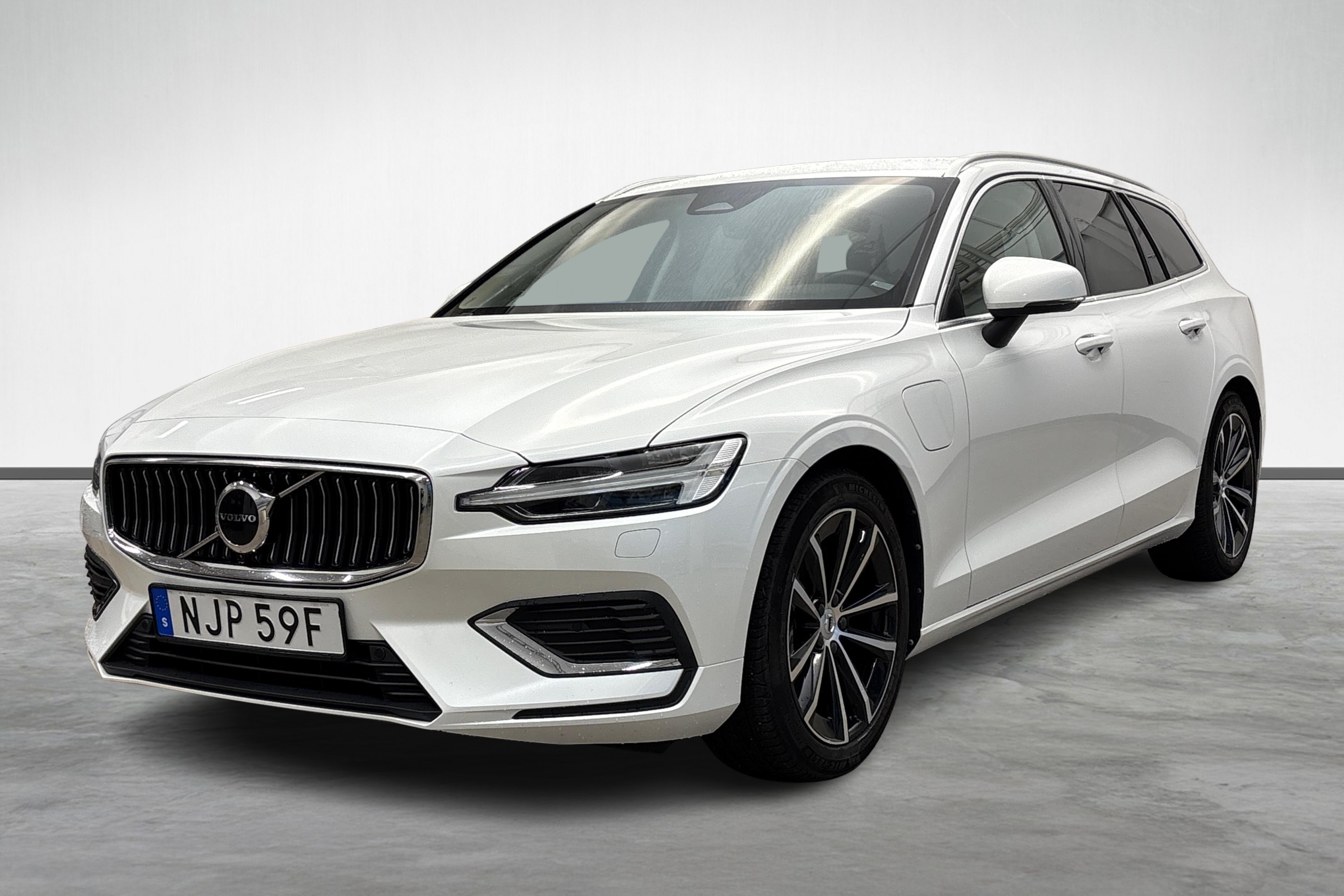 V60 T6 Plus Bright Edition image