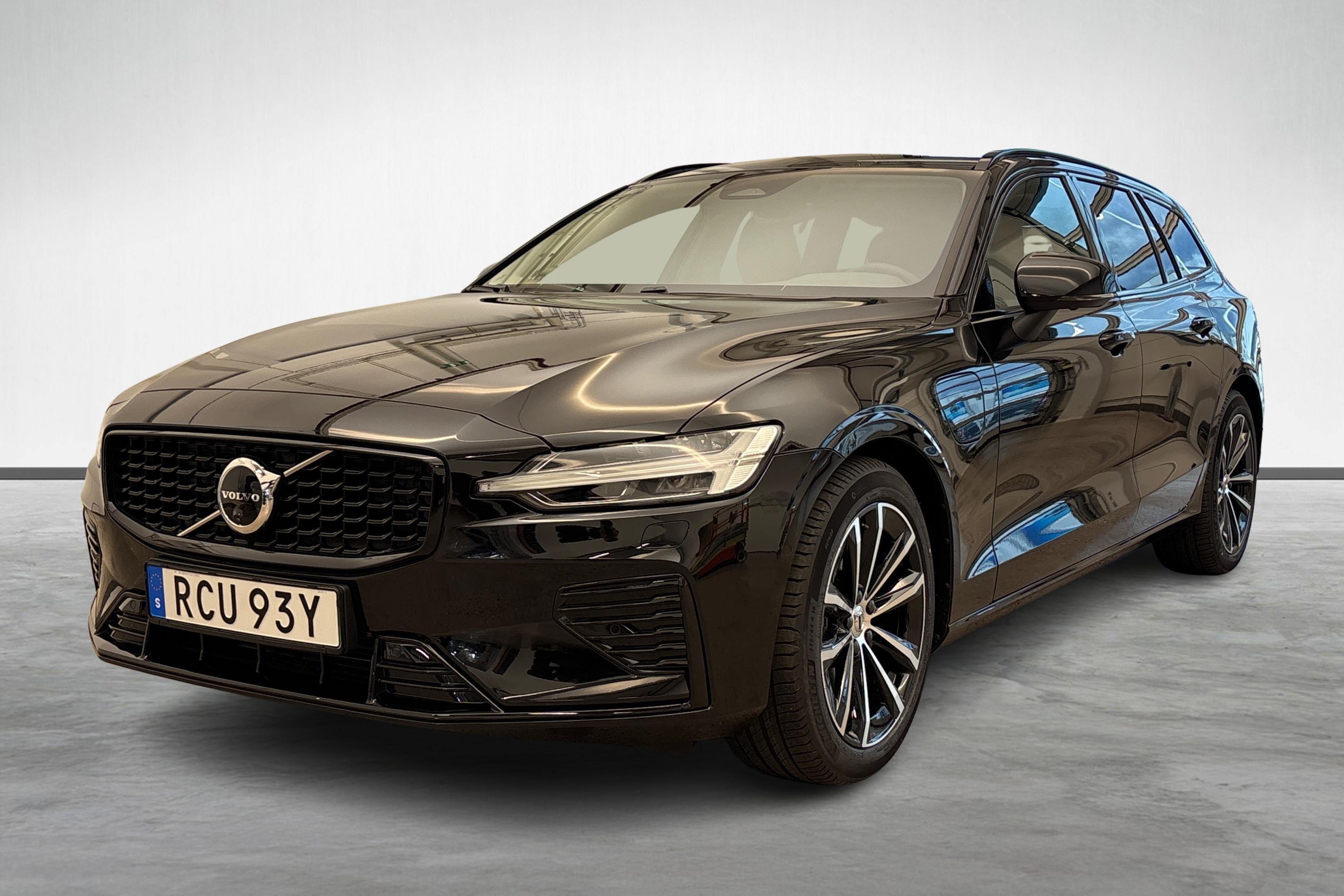 V60 T6 Plus Dark Nordic Edition image