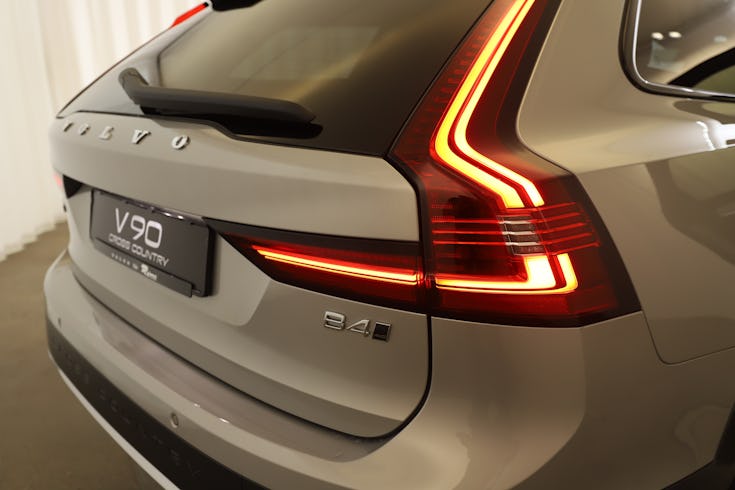 V90 Cross Country B4 AWD Diesel Core image 17