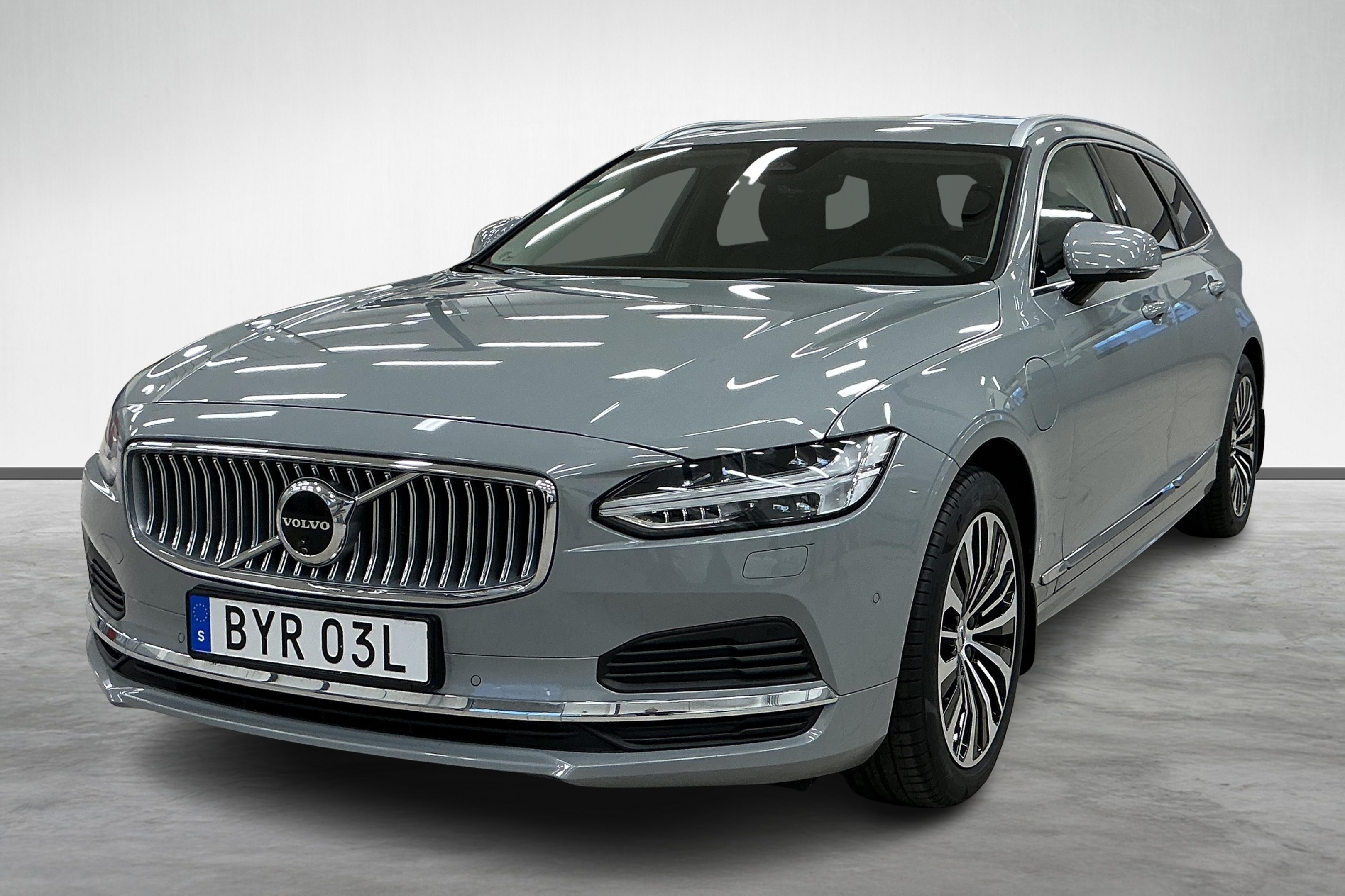 V90 T6 Core Edition II image