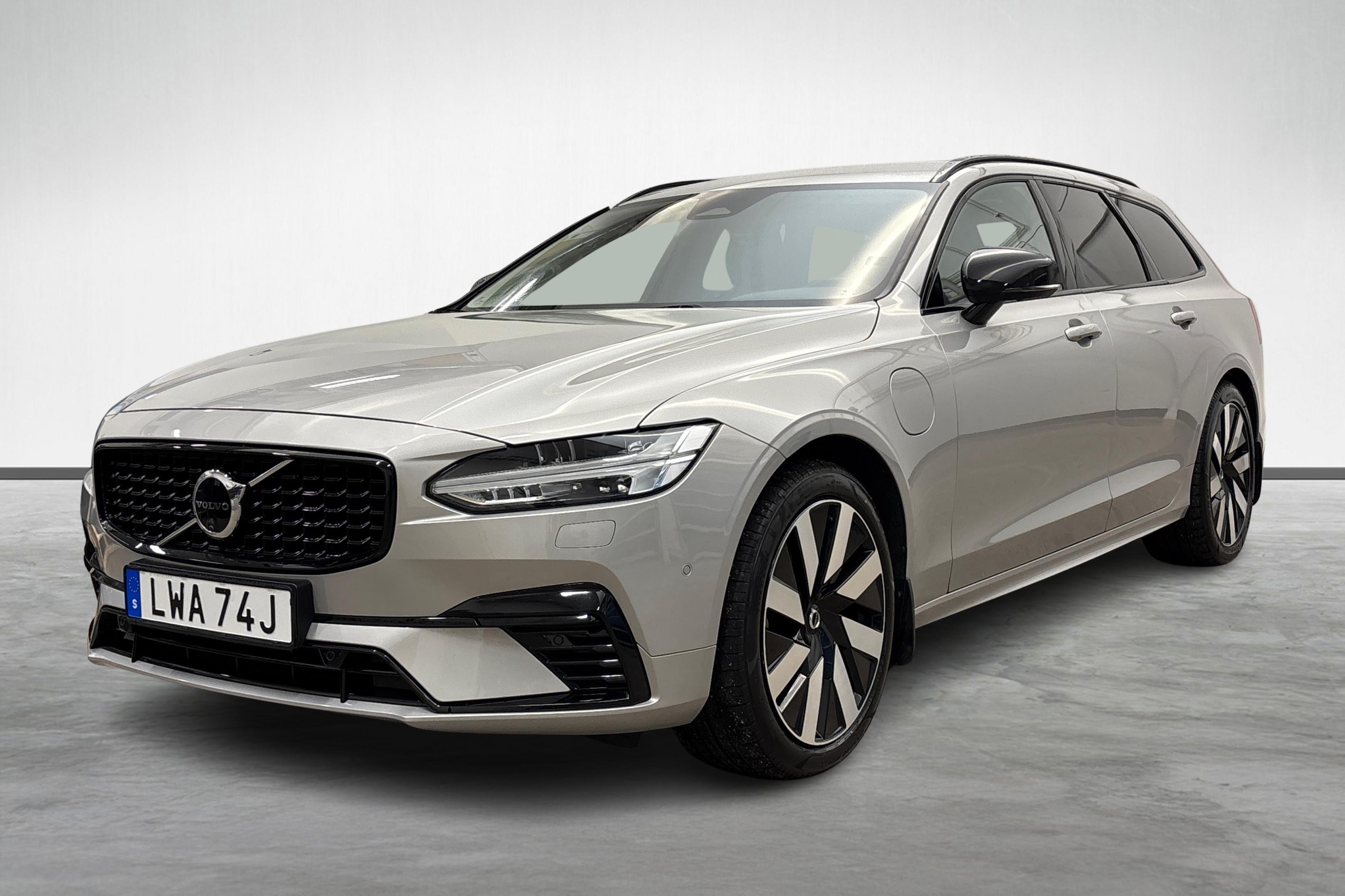 V90 T6 Plus Dark Nordic Edition image