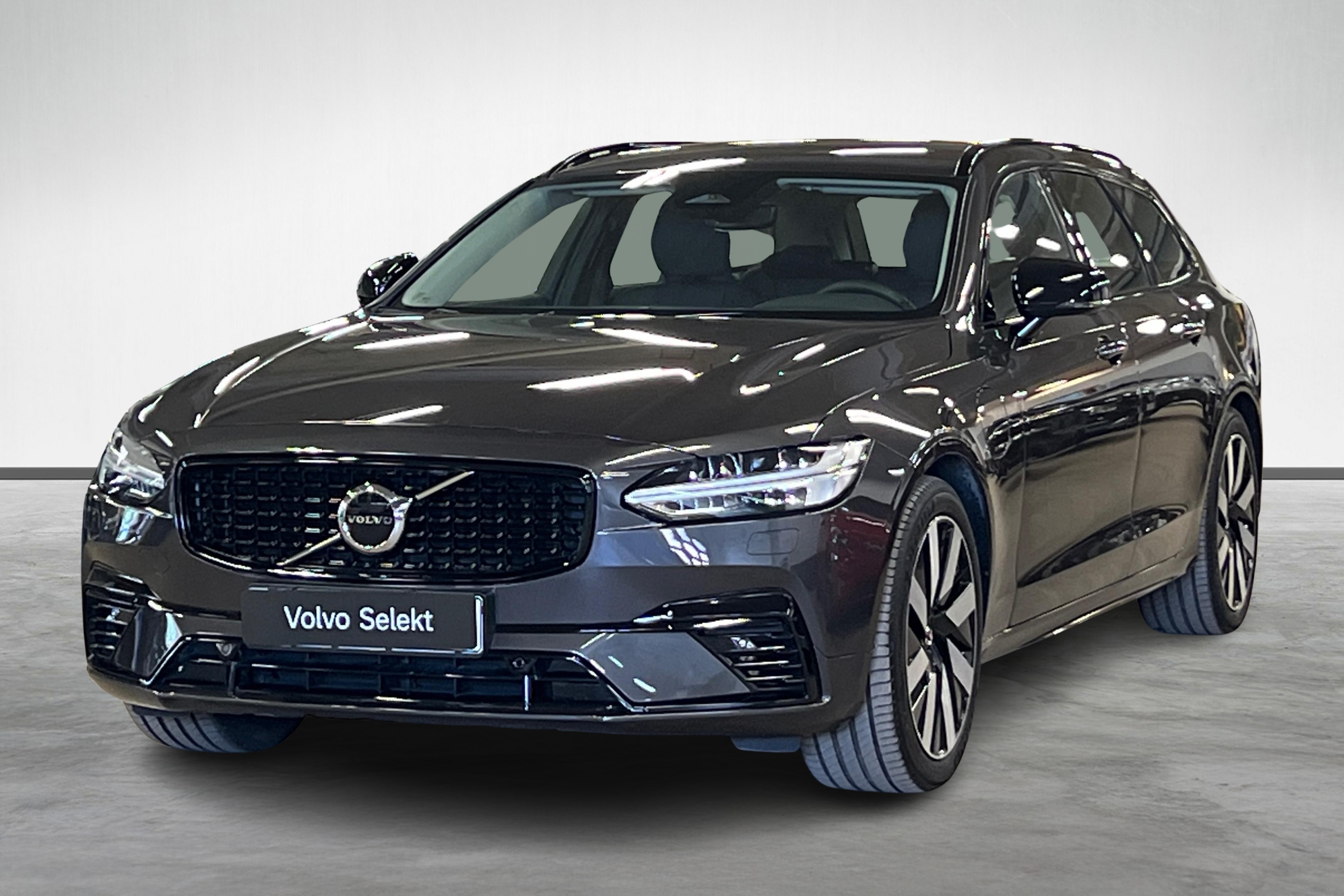 V90 T6 Plus Dark Nordic Edition image