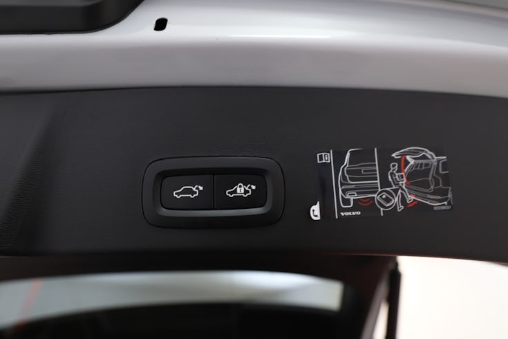 XC40 D3 AWD Momentum Advanced Edition image 26