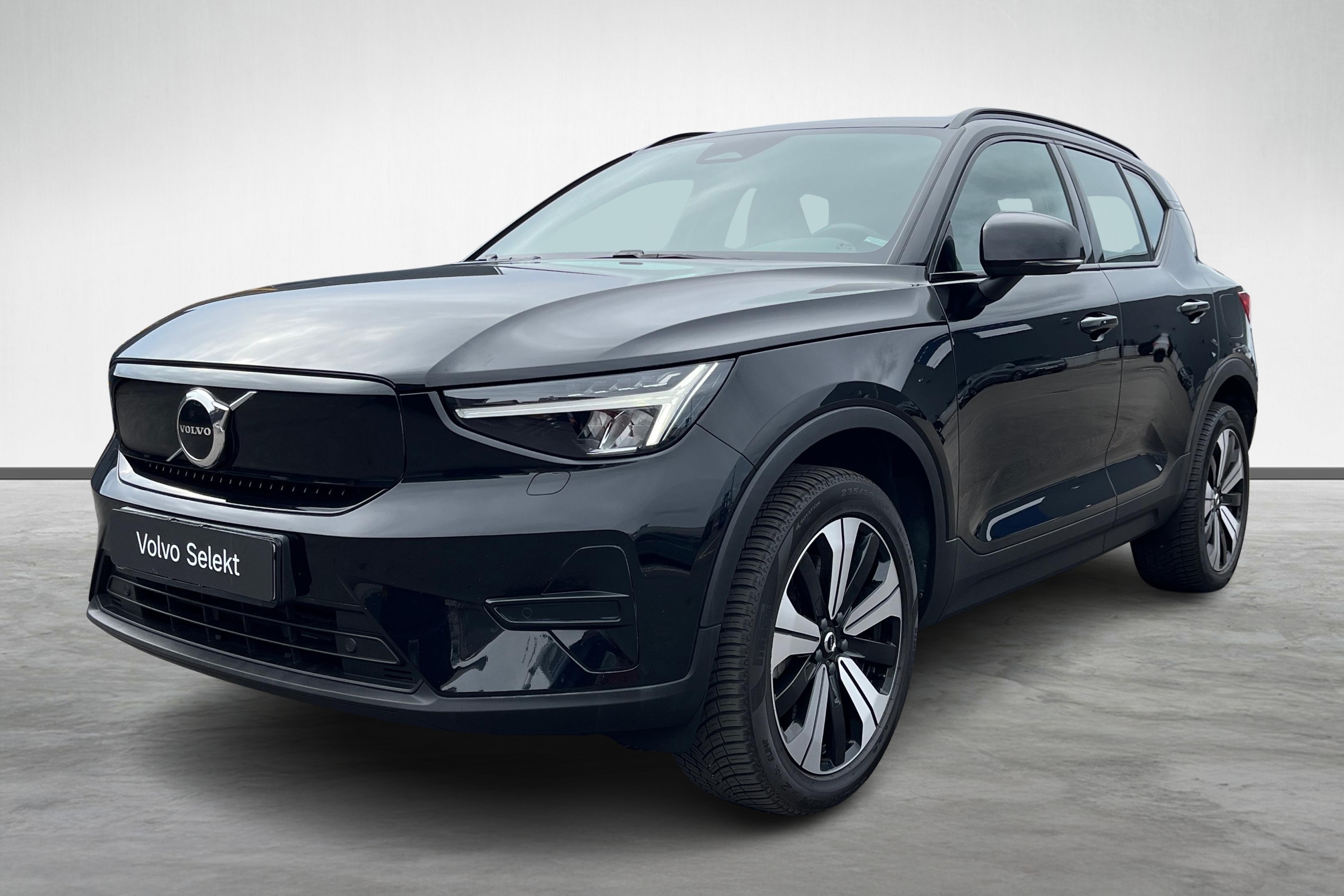 XC40 Recharge Core Edition image