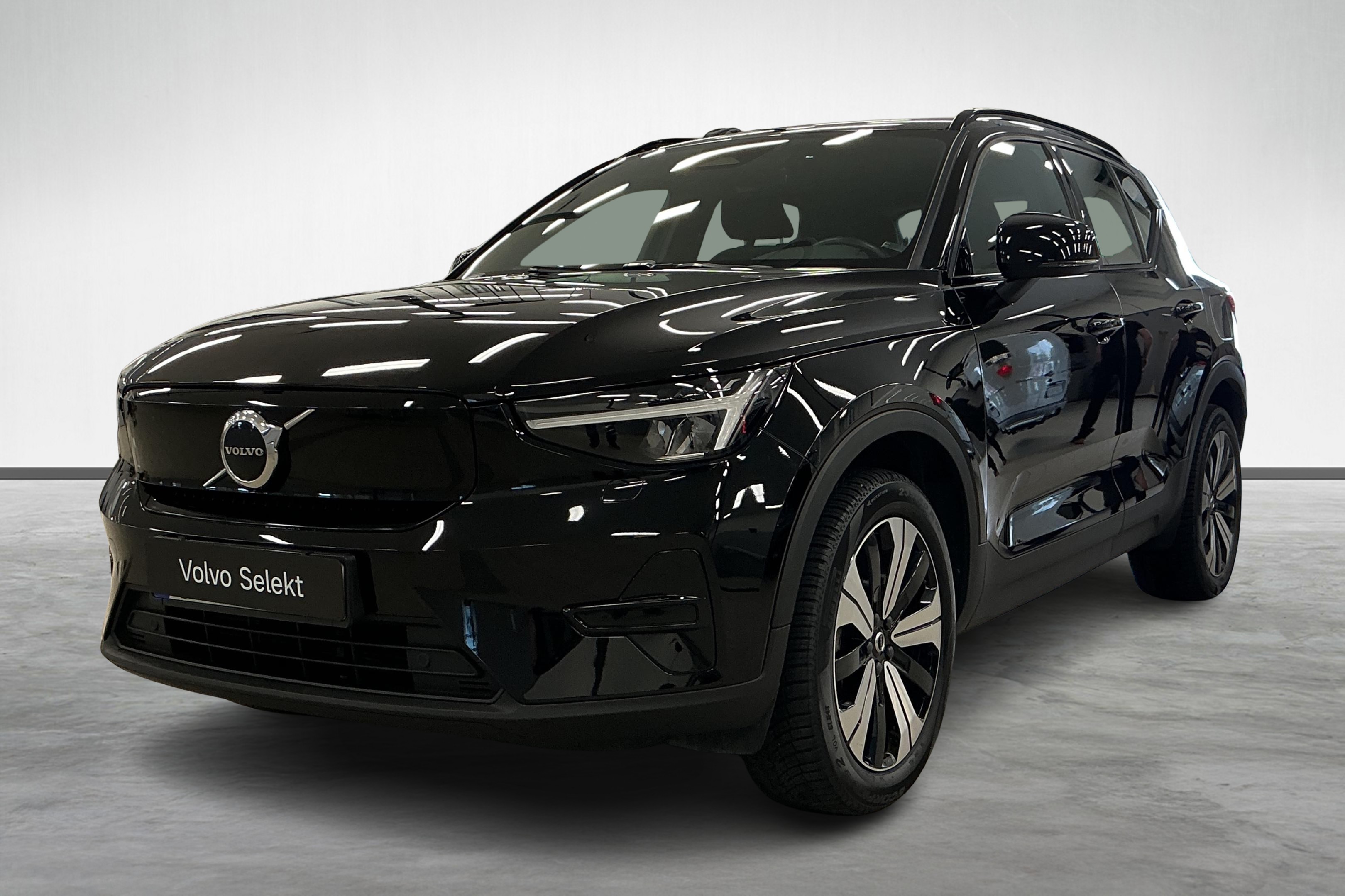 XC40 Recharge Core Edition image